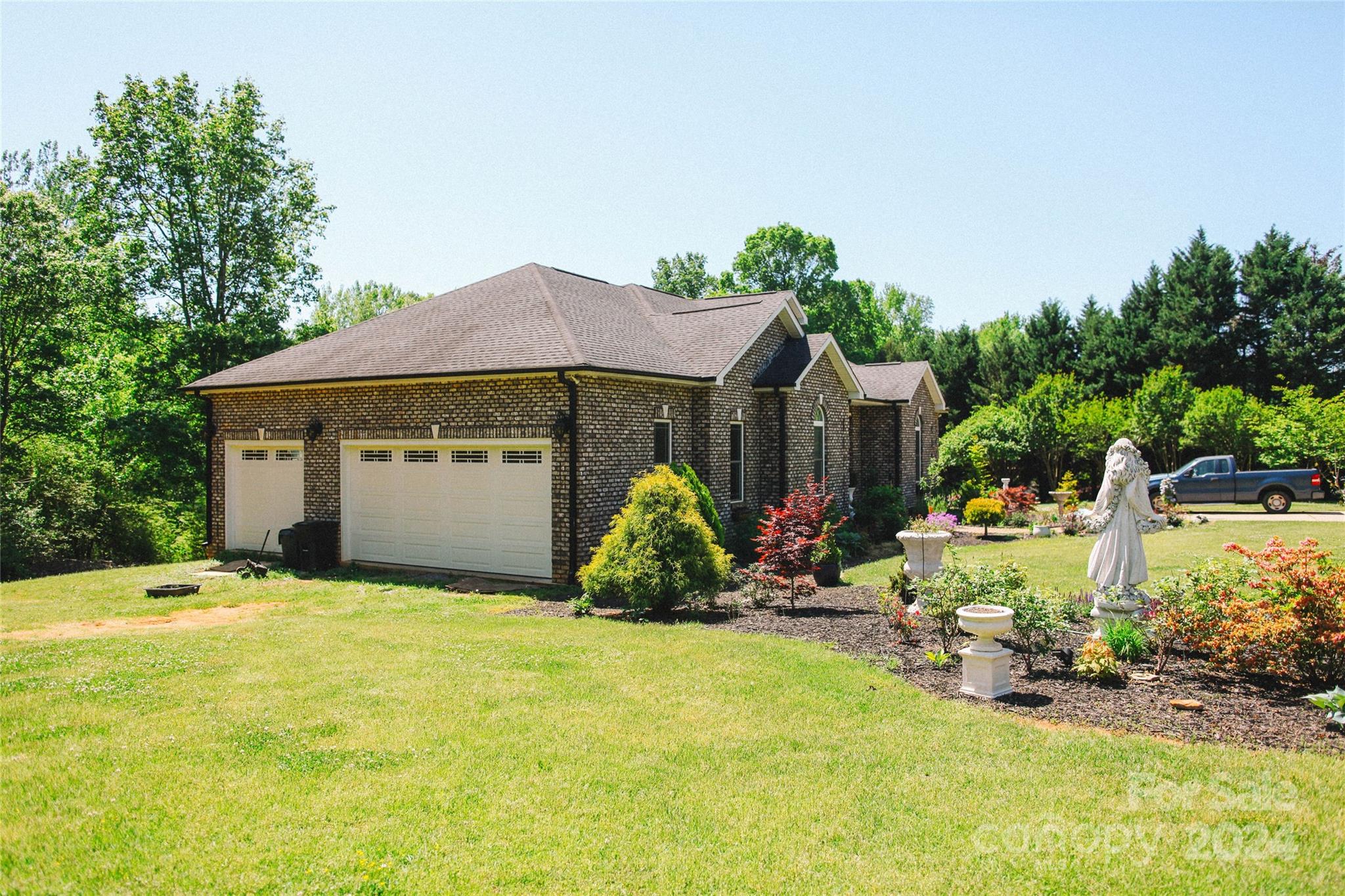 4642 King Crowder Drive — Gastonia