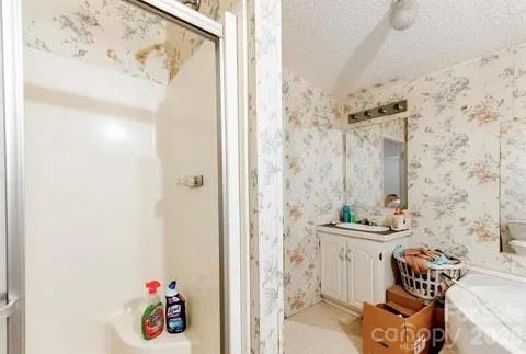 100 Springs Court — Stony Point