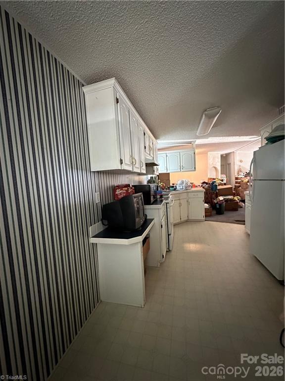 100 Springs Court — Stony Point