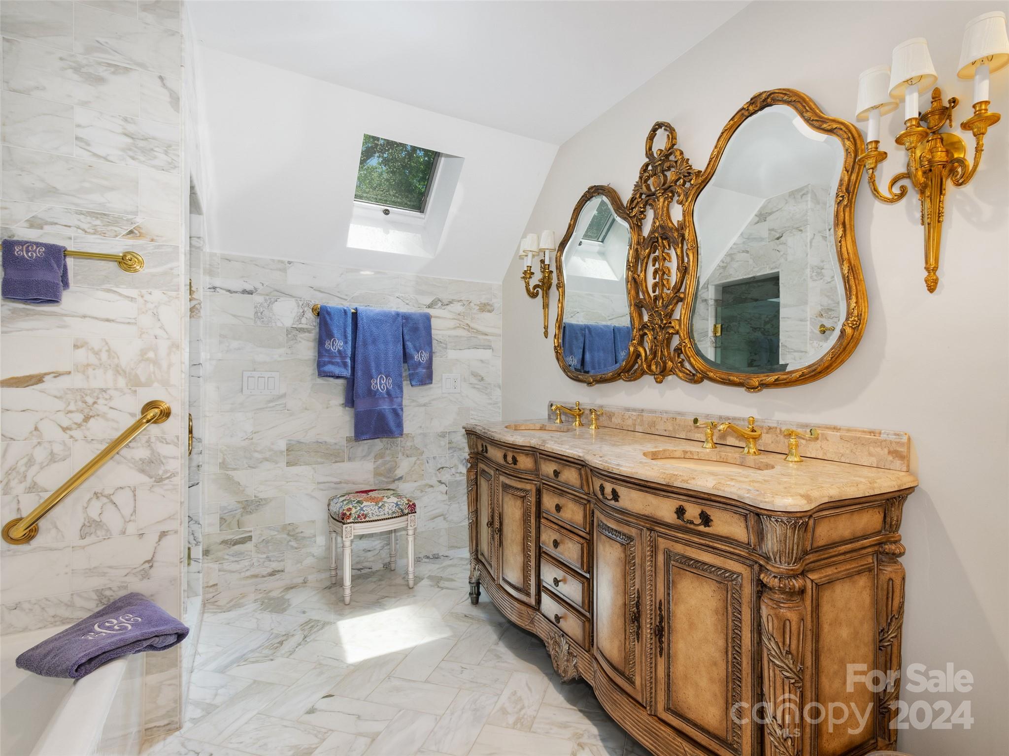 1767 Ridge Way Street — Sylva