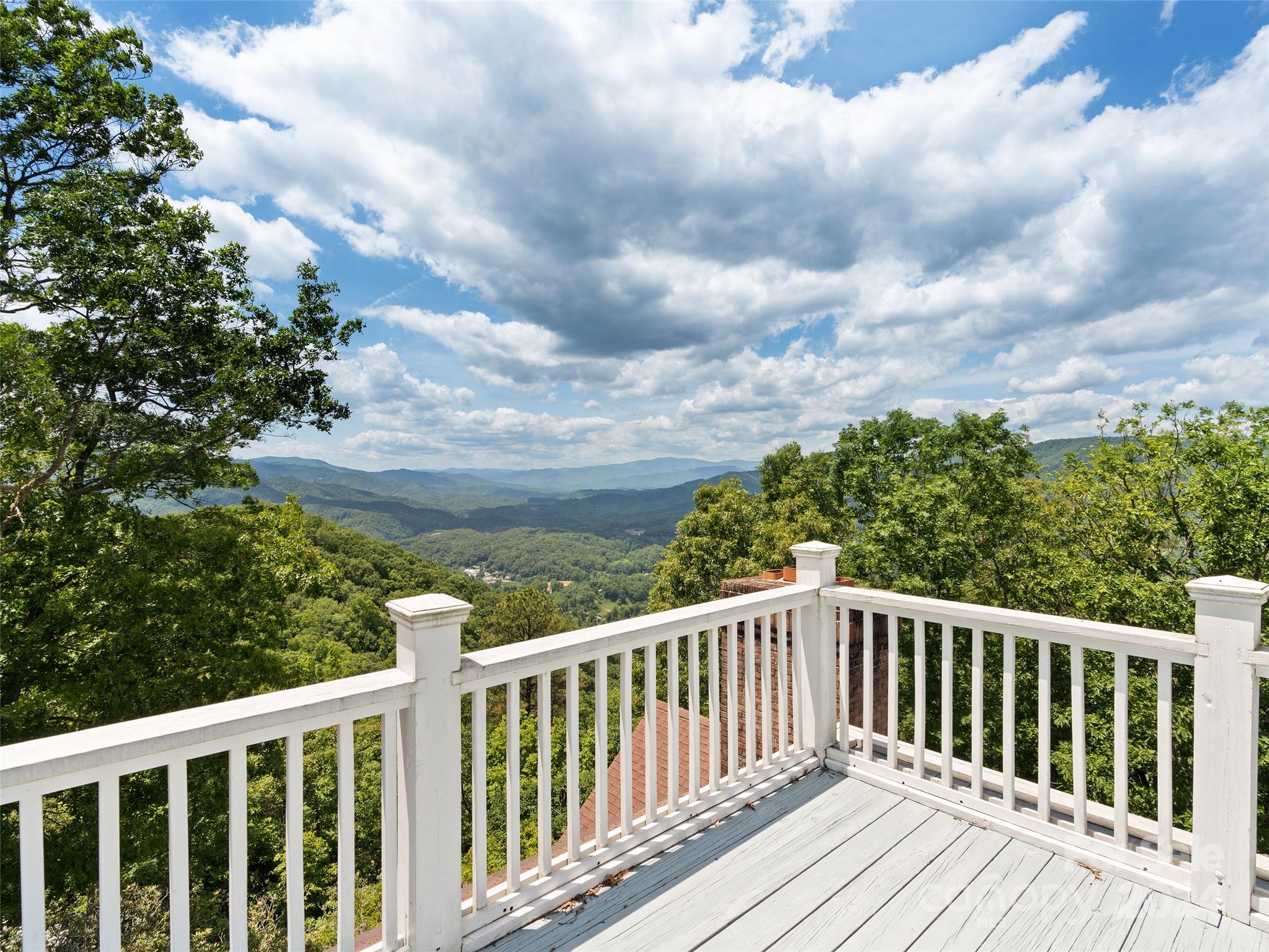 1767 Ridge Way Street — Sylva