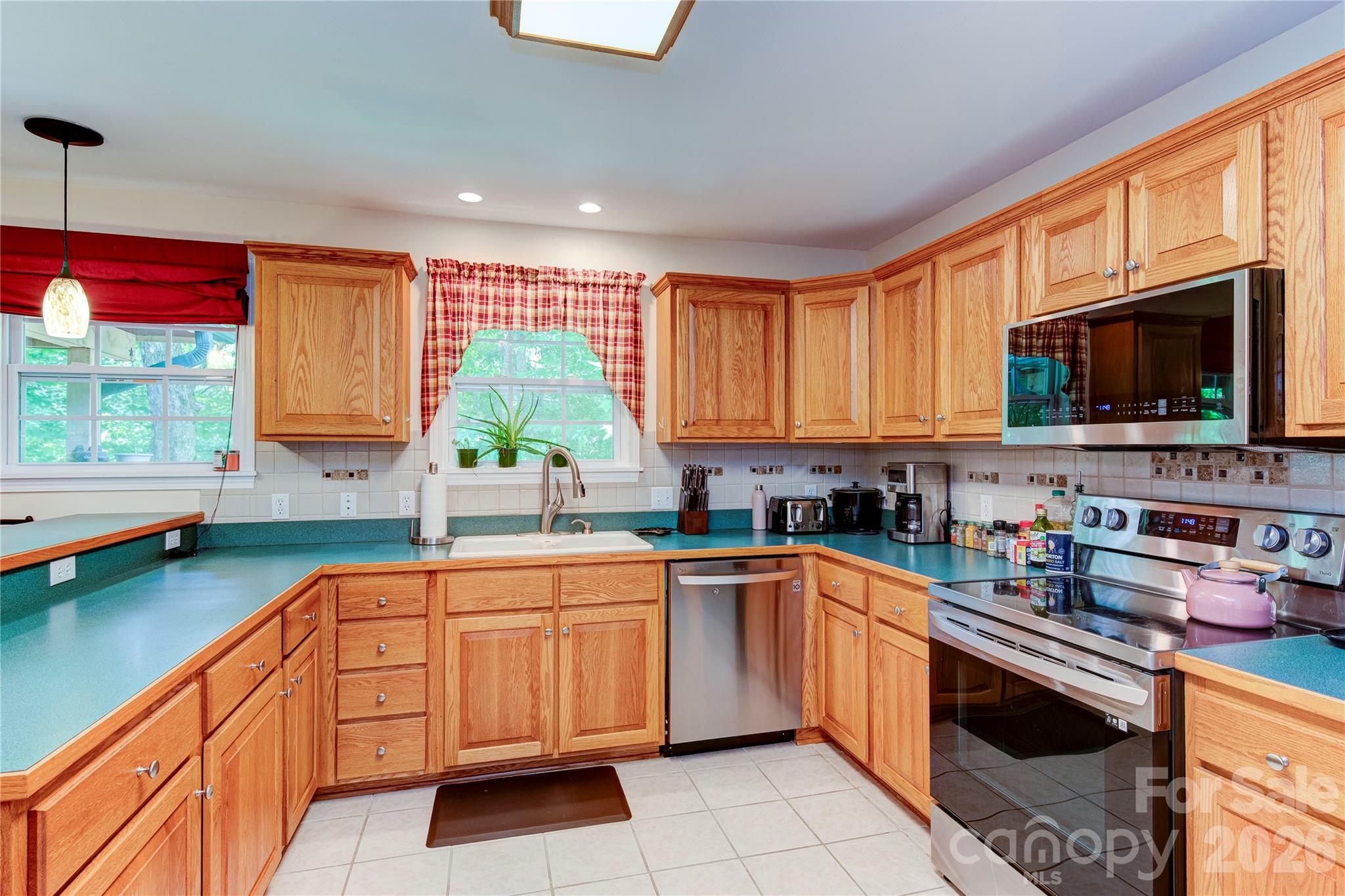6 Majestic Trace — Hendersonville