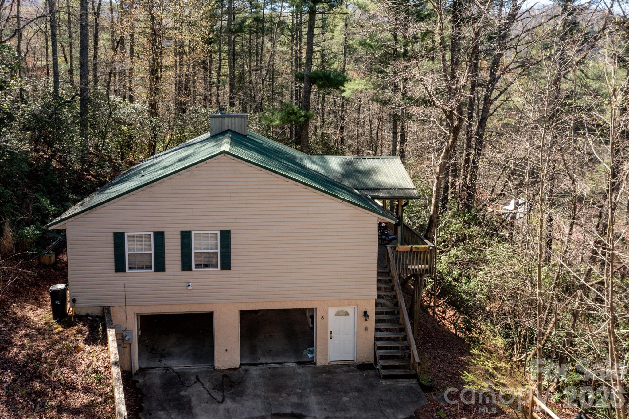 6 Majestic Trace — Hendersonville