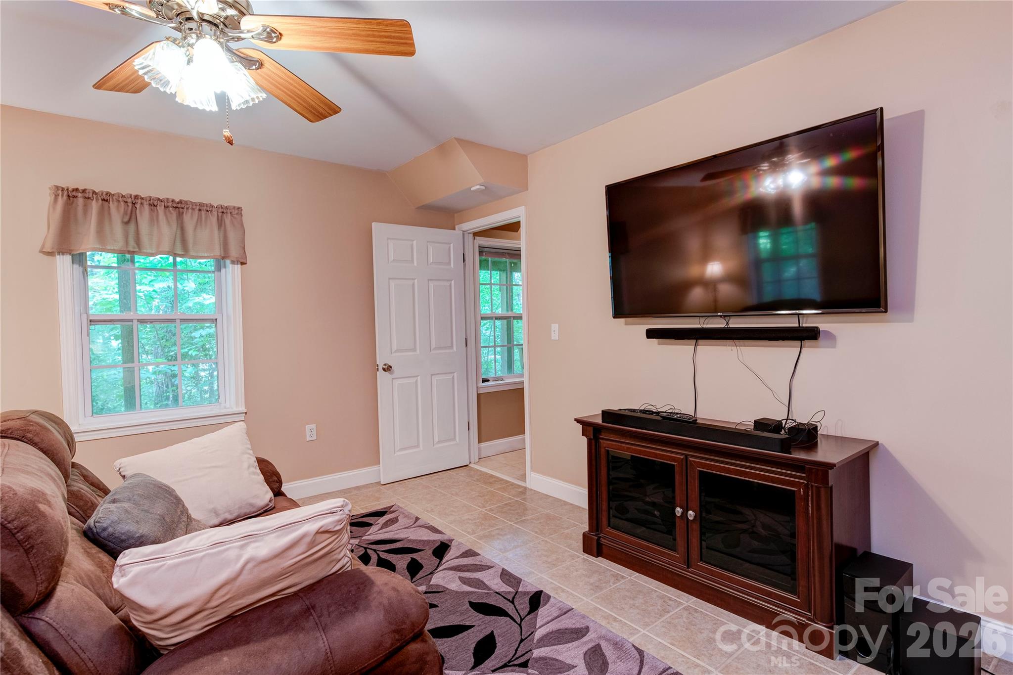 6 Majestic Trace — Hendersonville