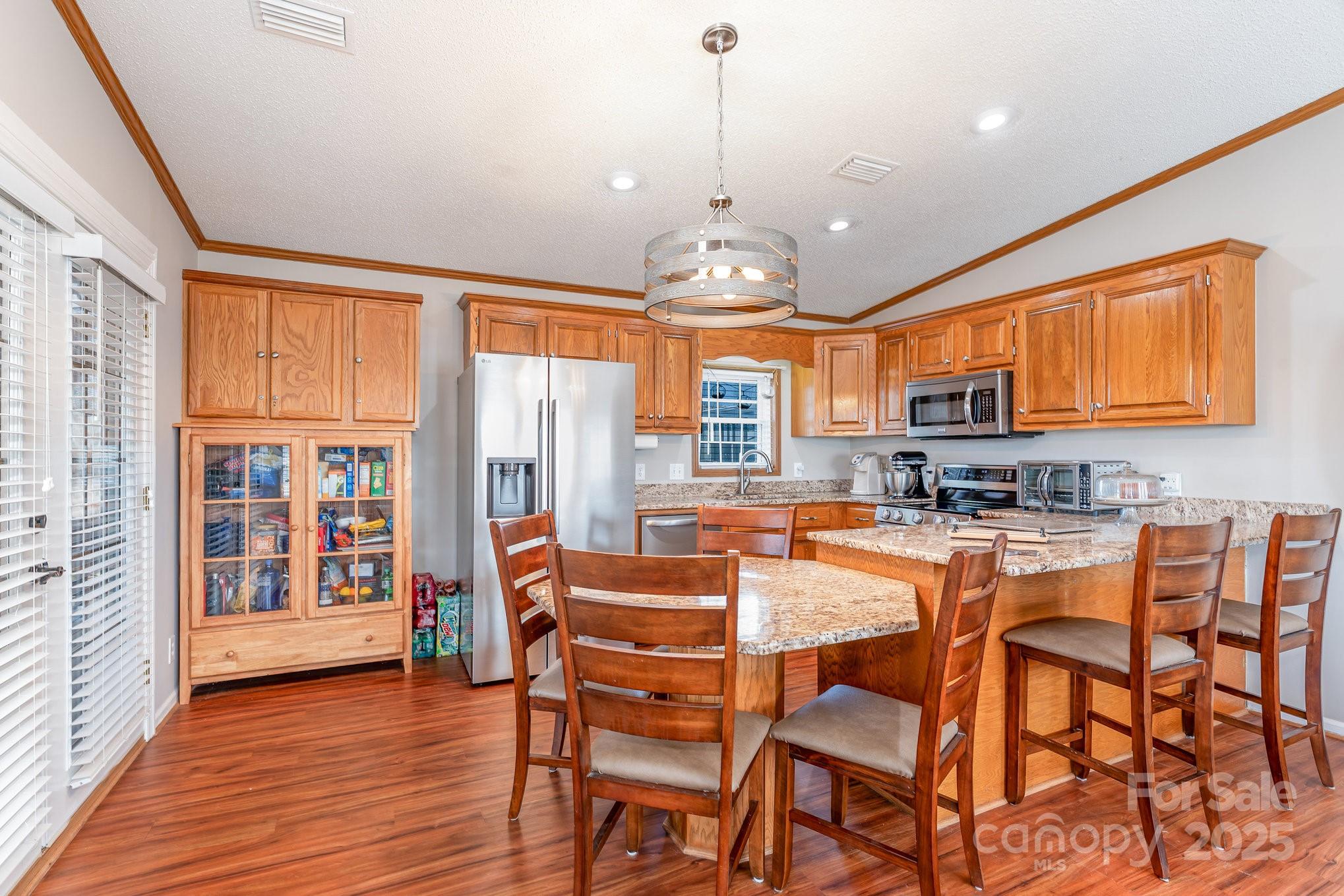 231 Badin View Road — New London