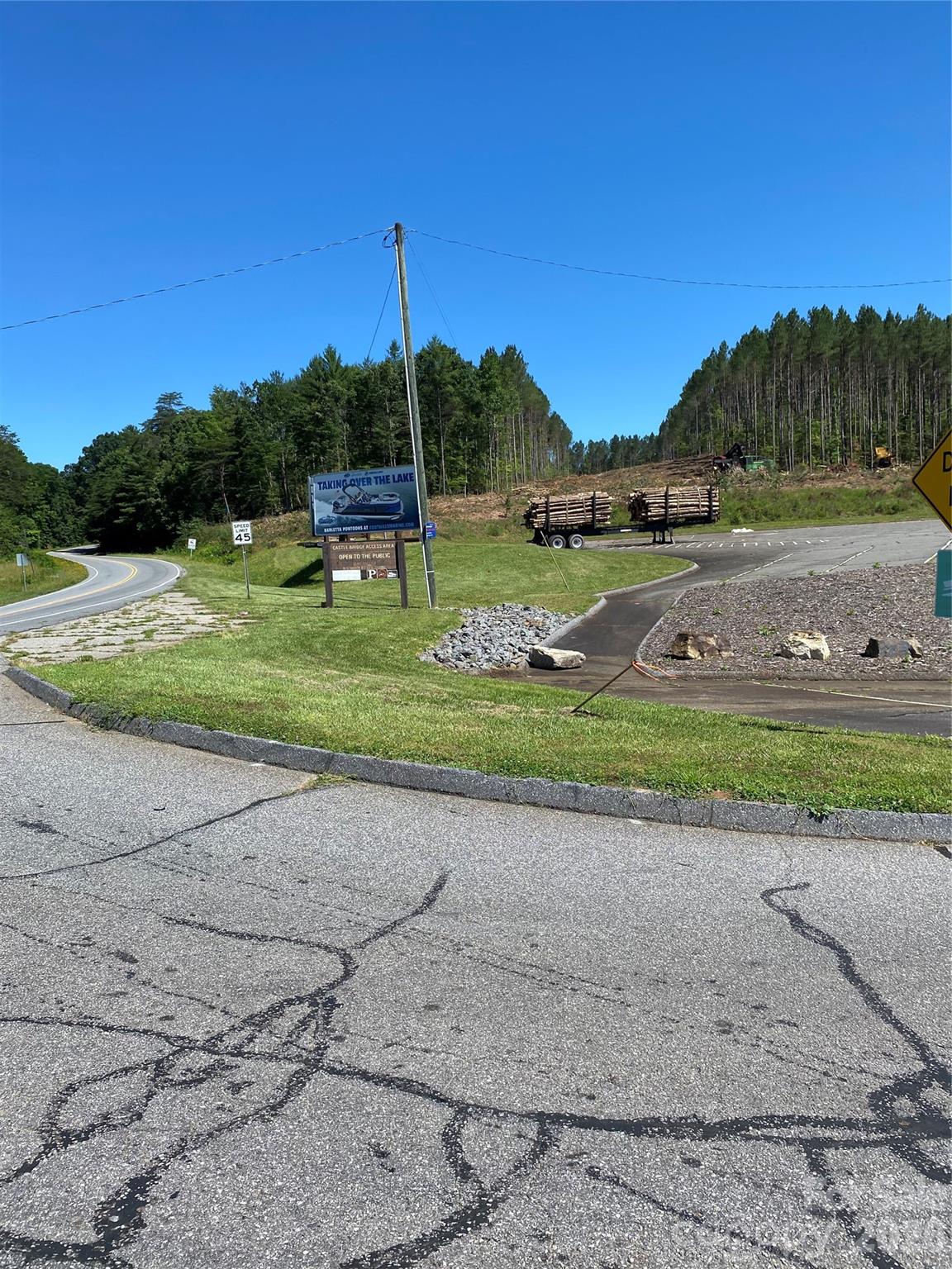 2108 Island View Lane — Connelly Springs