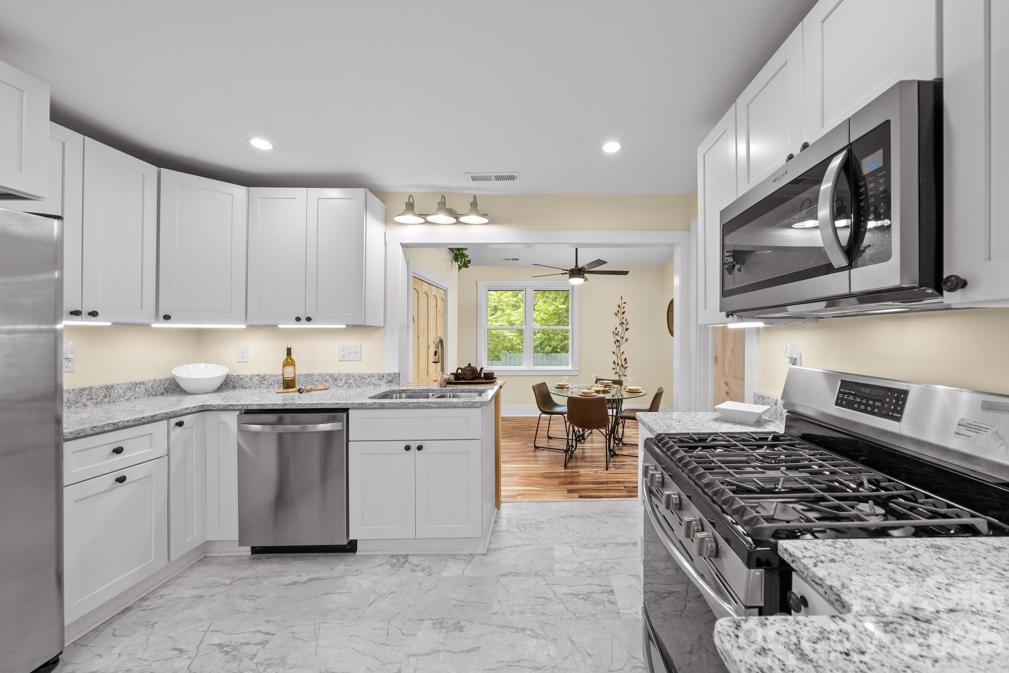 104 Maney Avenue — Asheville