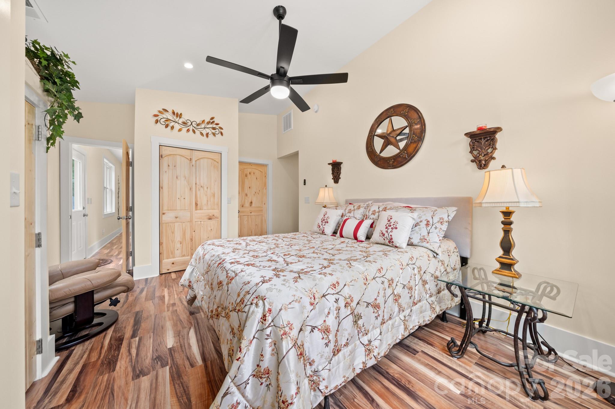 104 Maney Avenue — Asheville