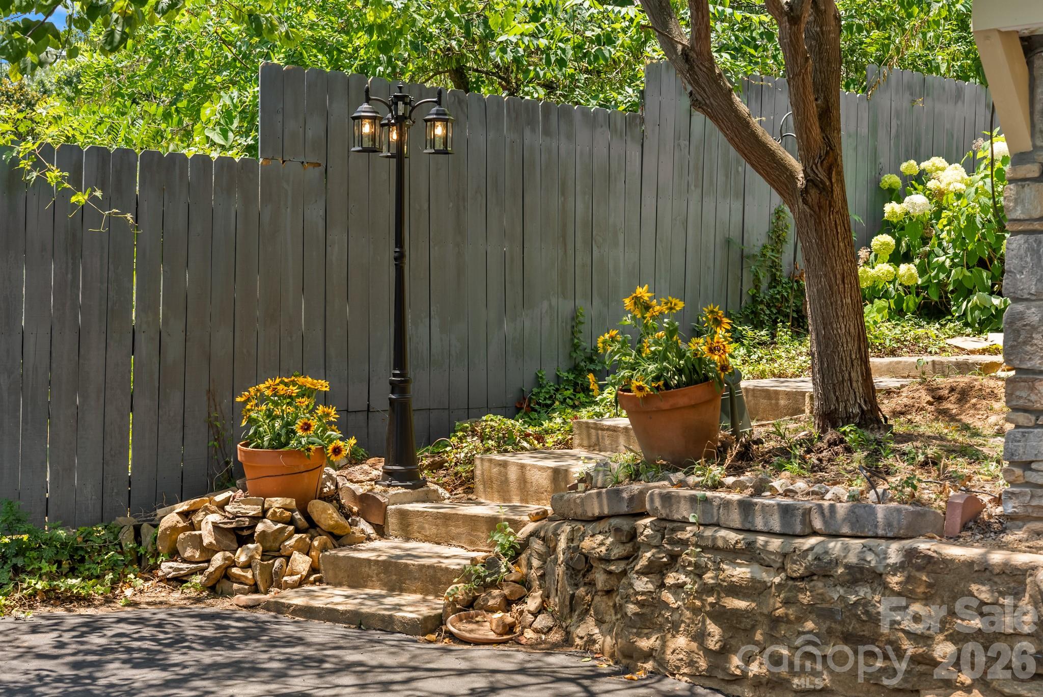 104 Maney Avenue — Asheville