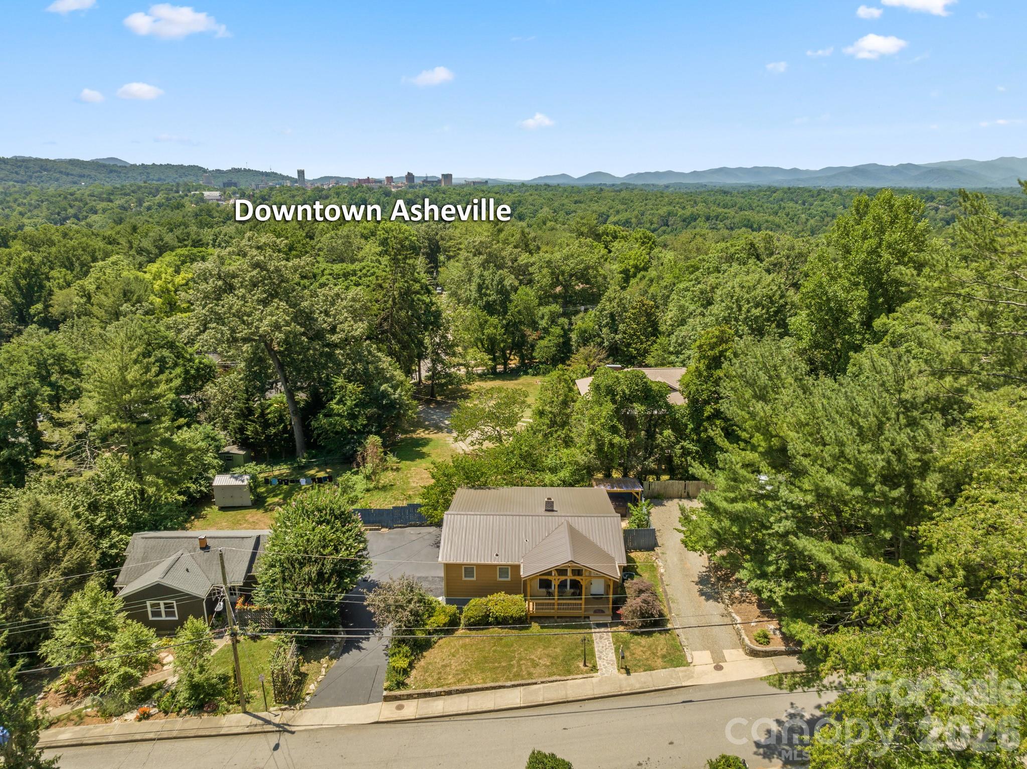 104 Maney Avenue — Asheville