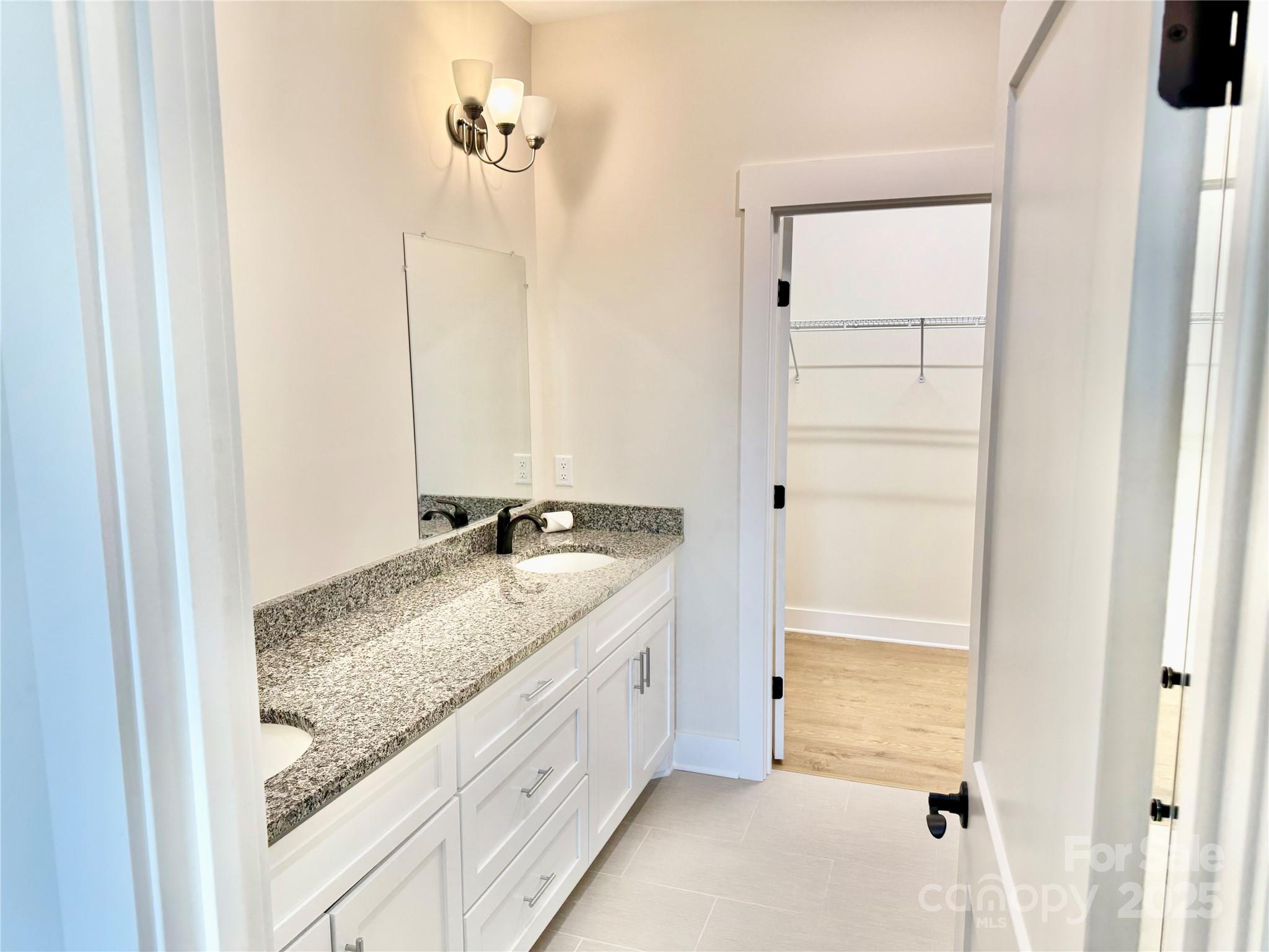 1387 River Club Ridge — Lenoir