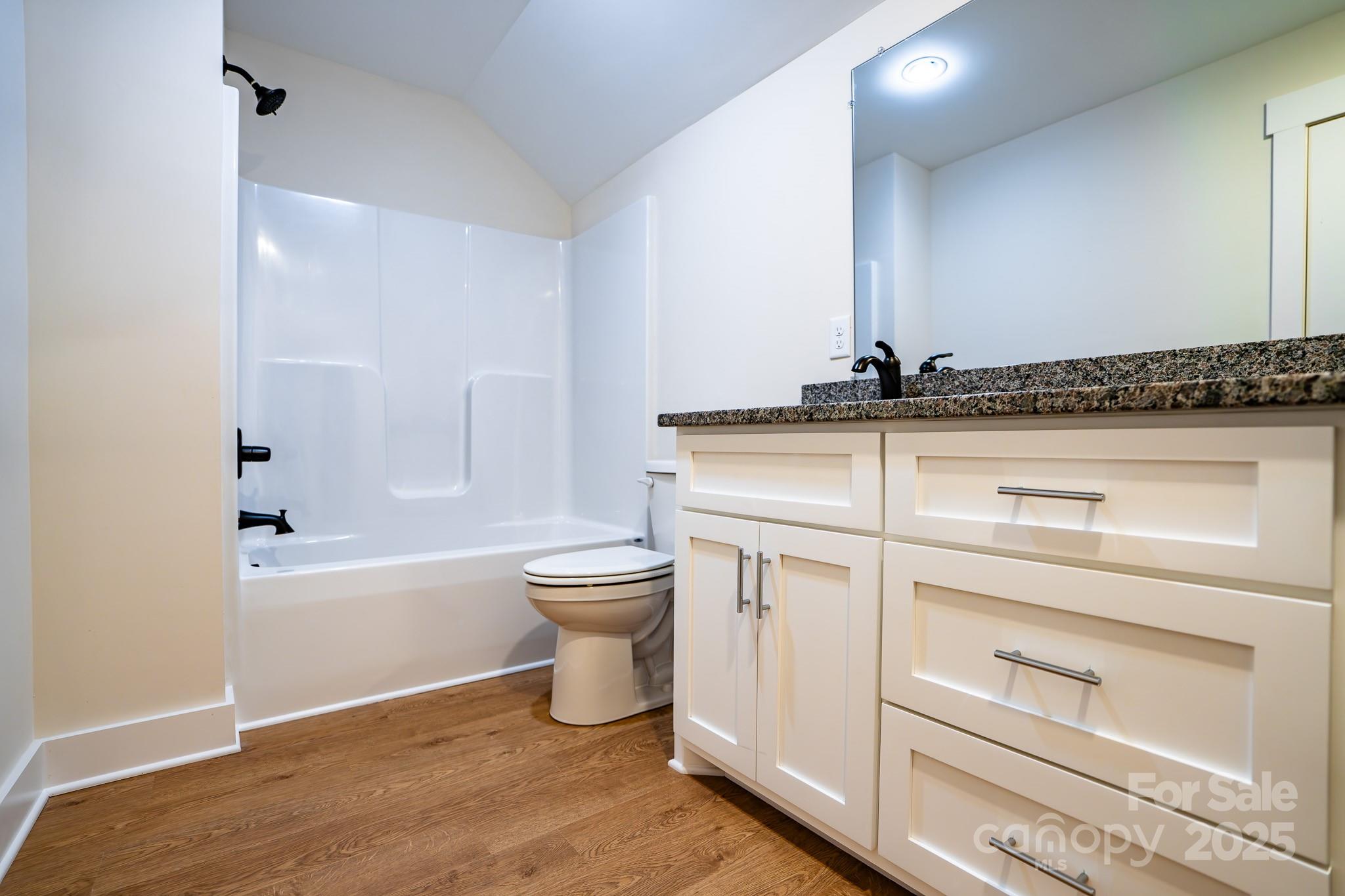 1387 River Club Ridge — Lenoir