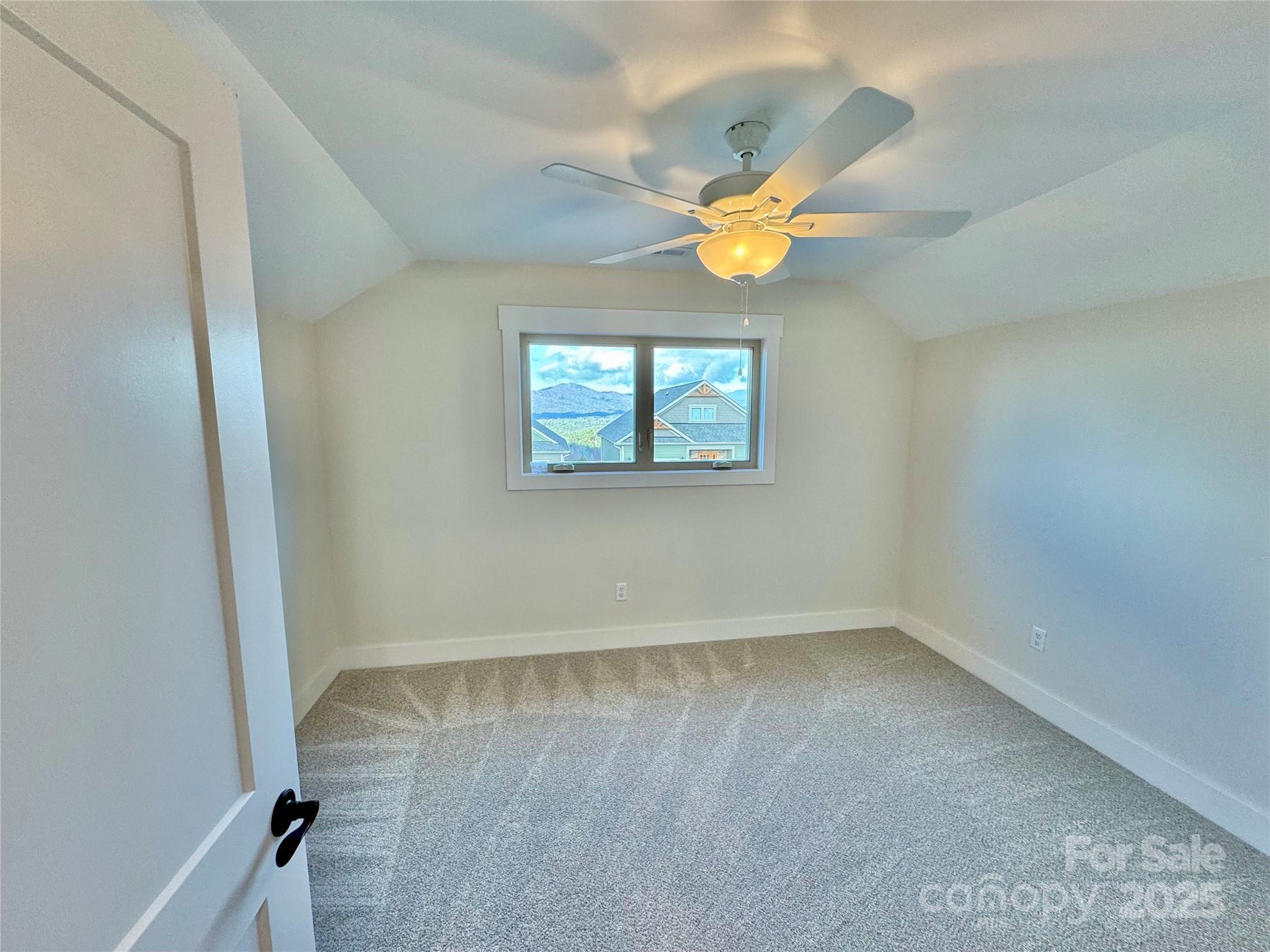 1387 River Club Ridge — Lenoir
