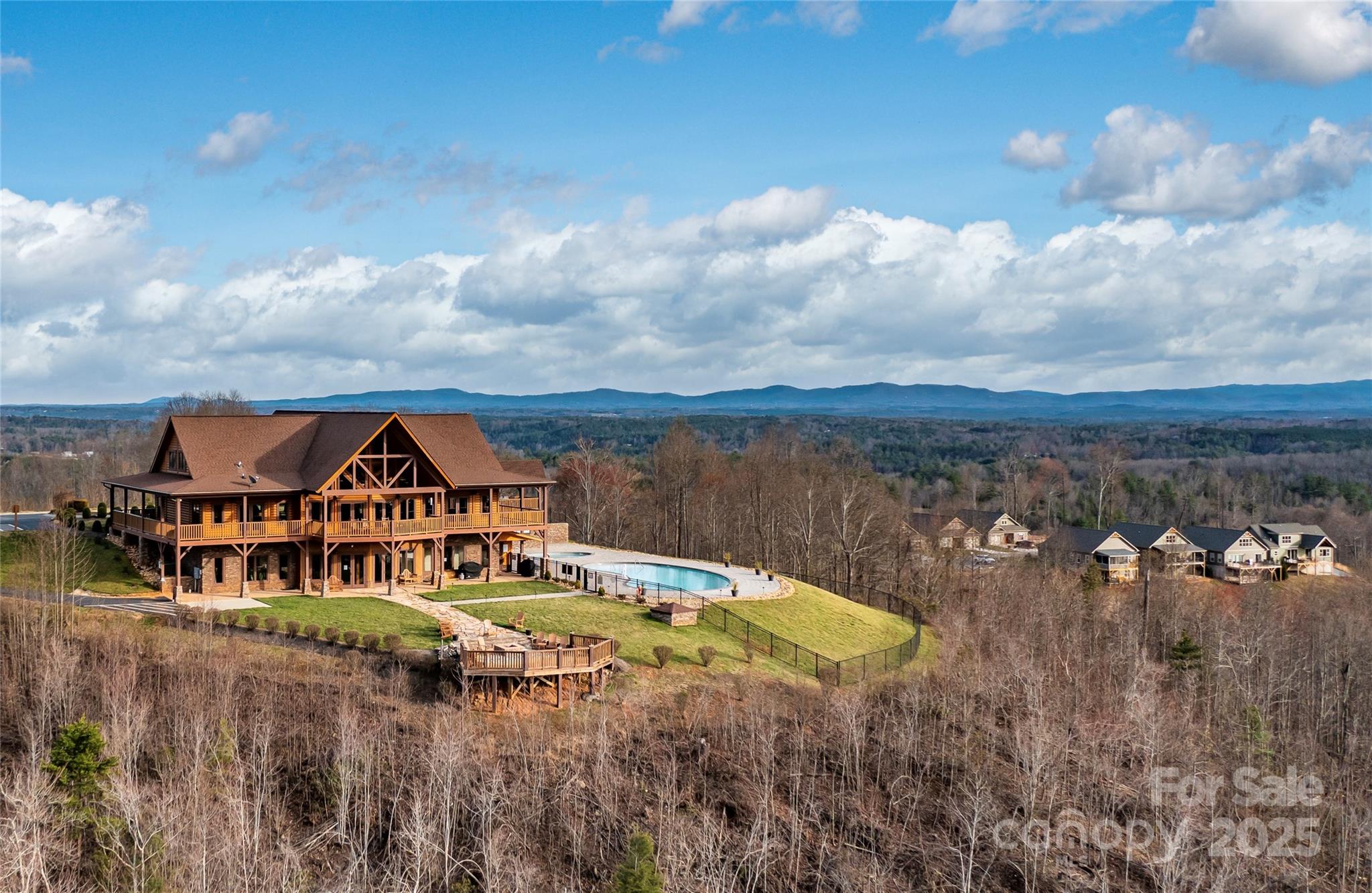 1387 River Club Ridge — Lenoir