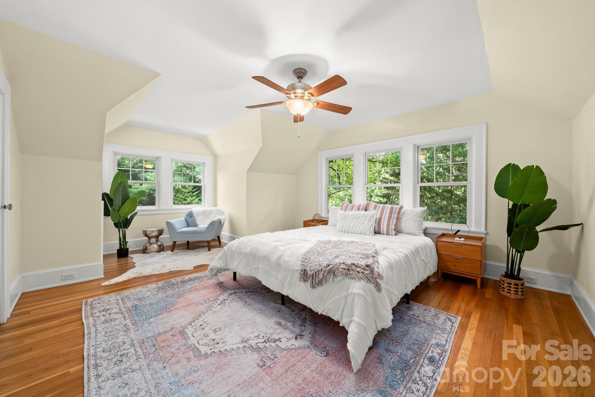 108 Lakewood Drive — Asheville