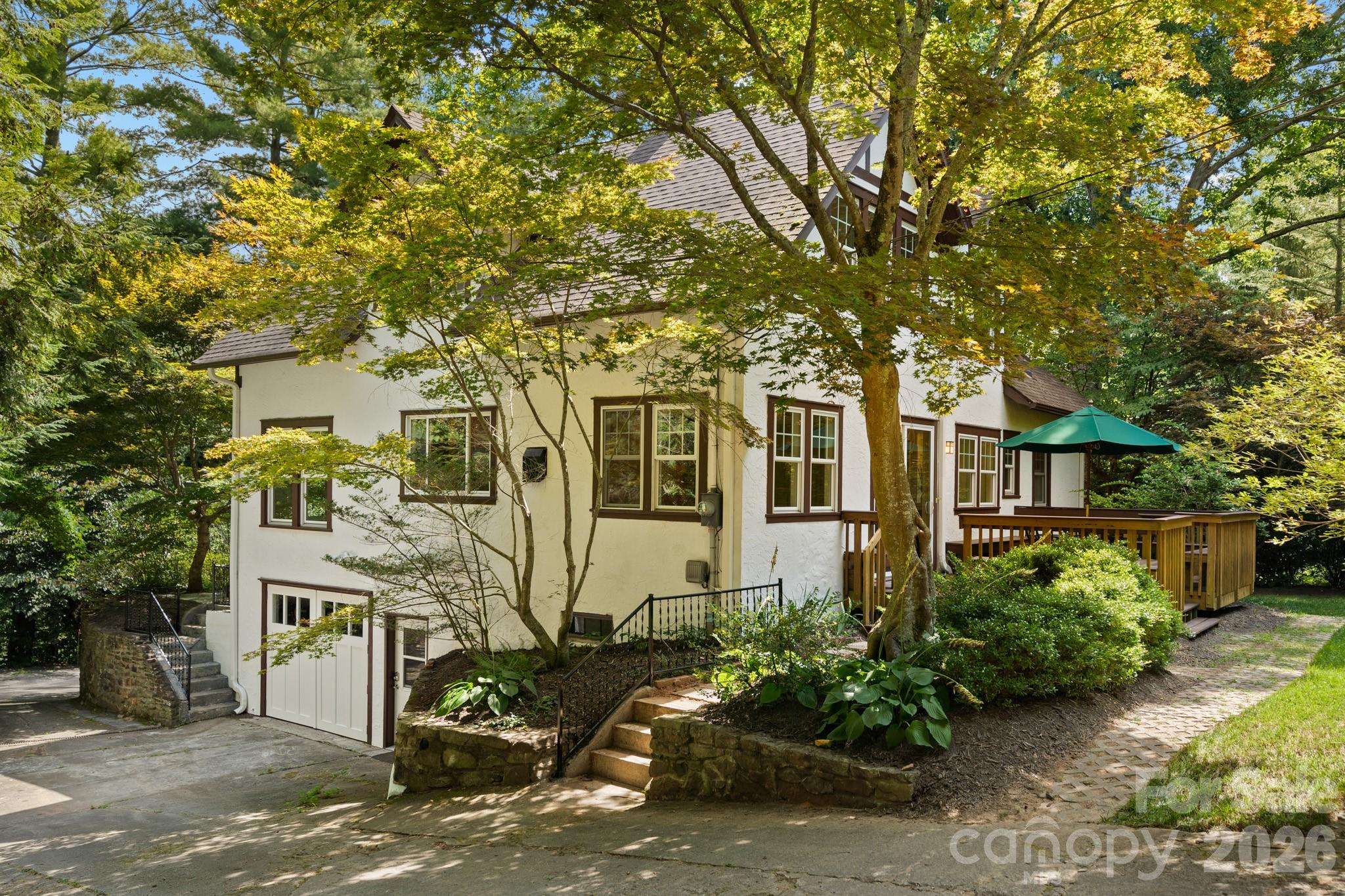 108 Lakewood Drive — Asheville