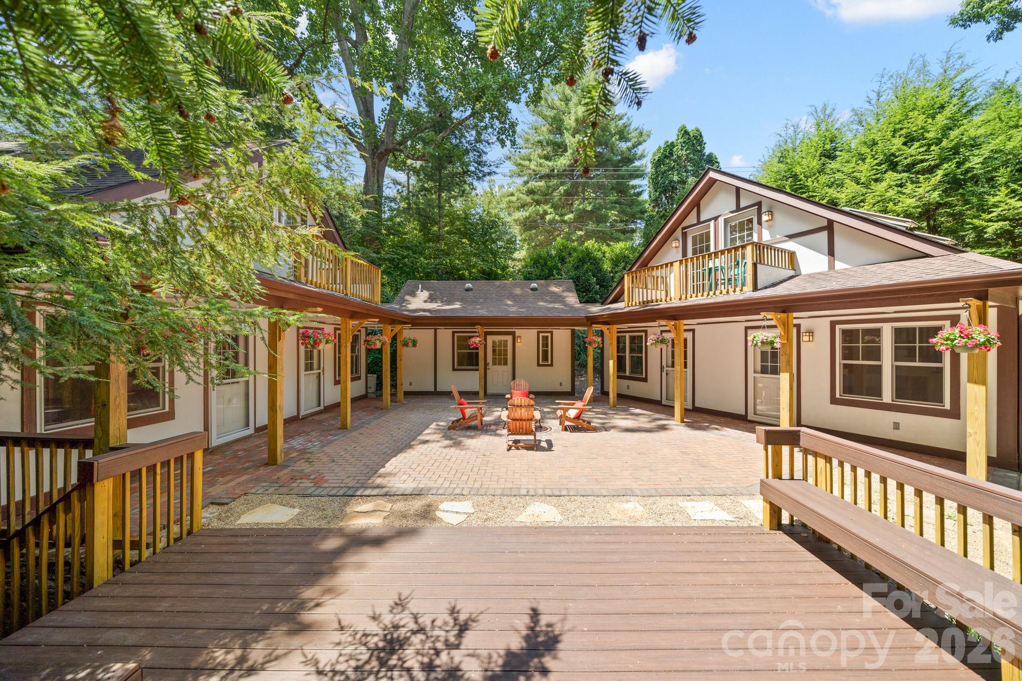 108 Lakewood Drive — Asheville