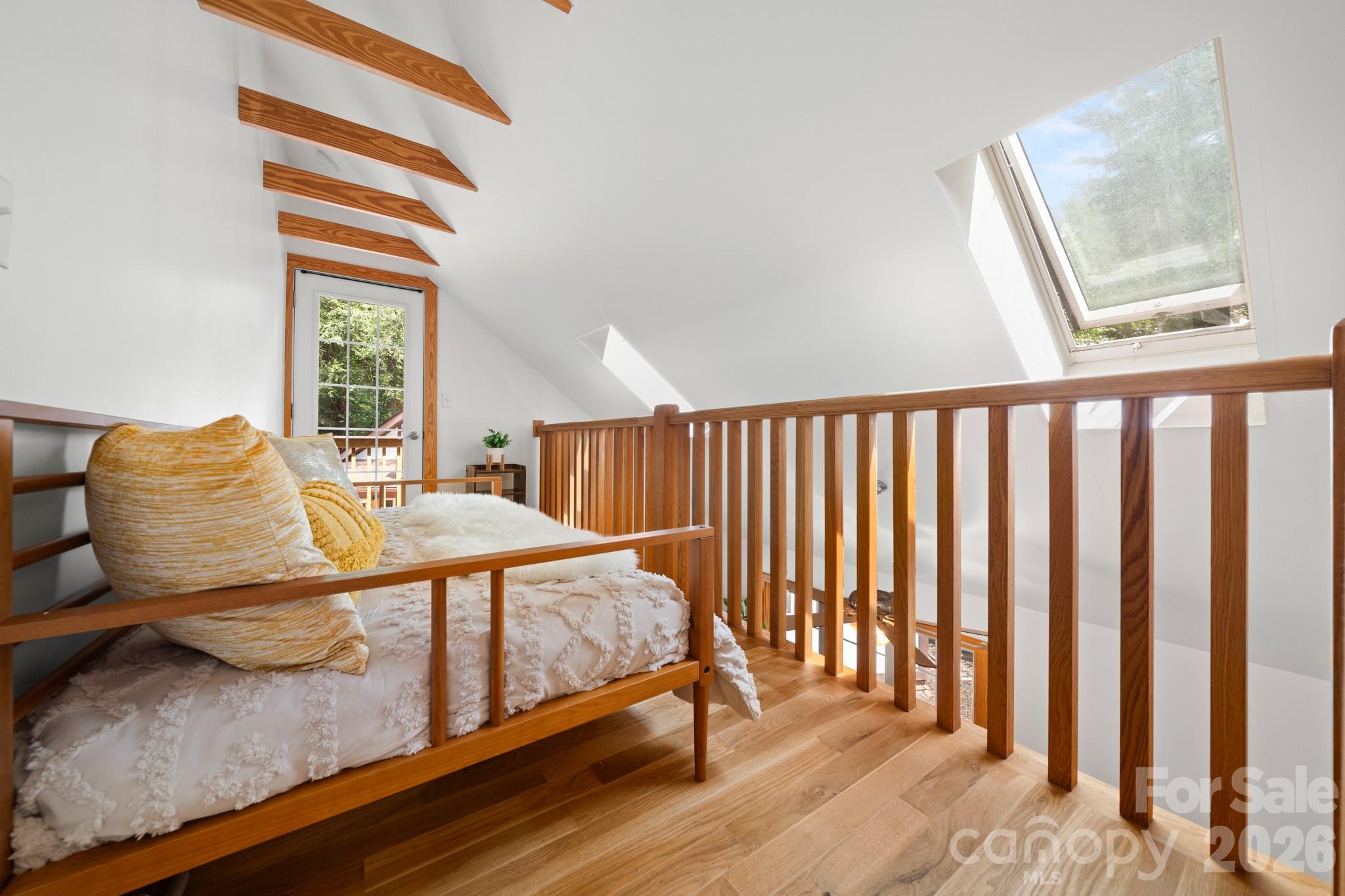 108 Lakewood Drive — Asheville