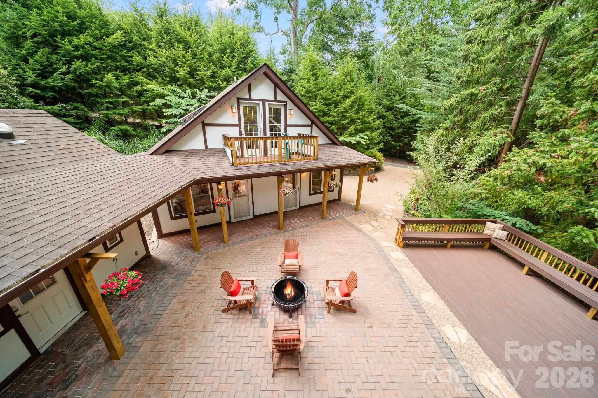108 Lakewood Drive — Asheville