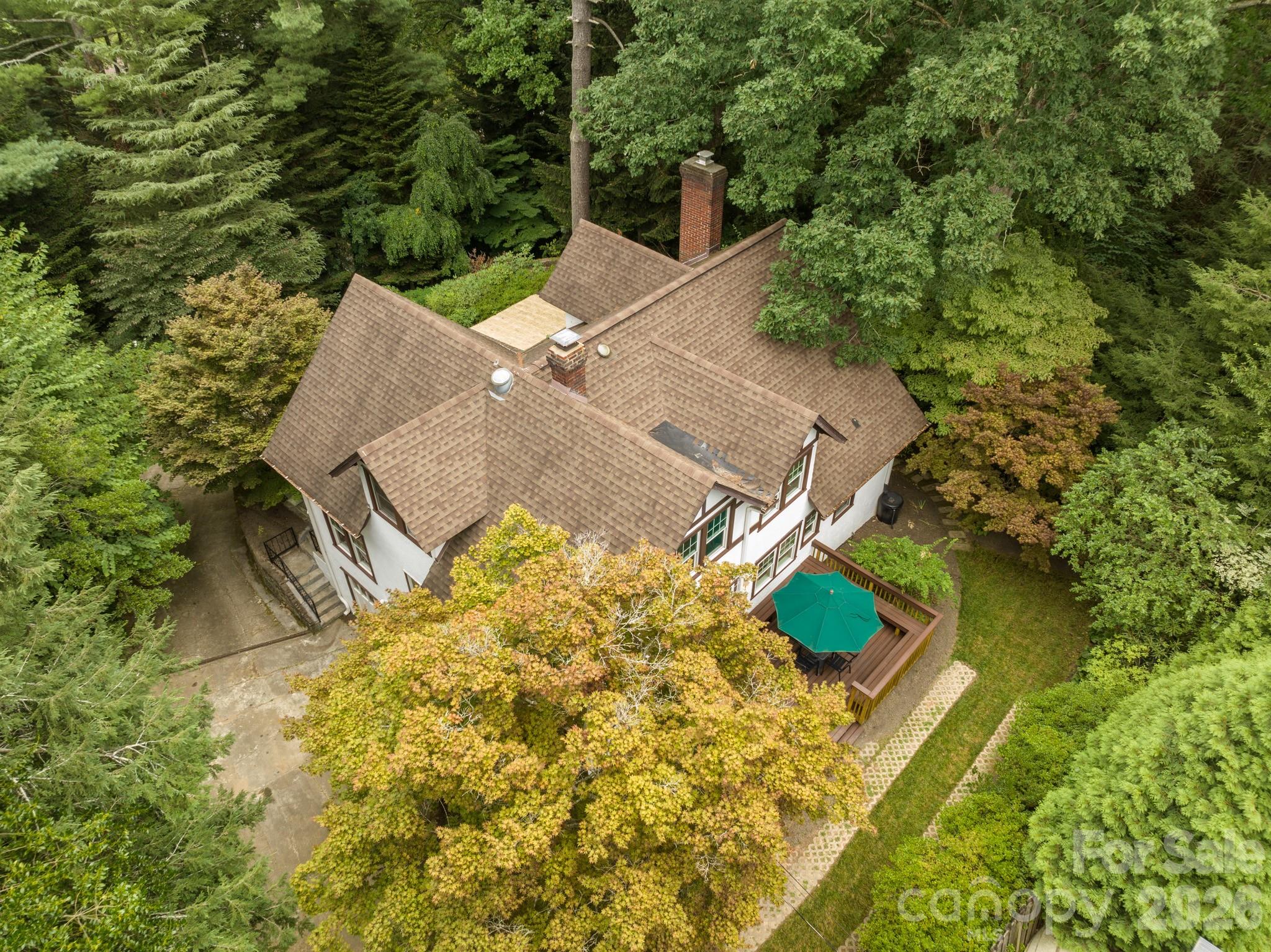 108 Lakewood Drive — Asheville