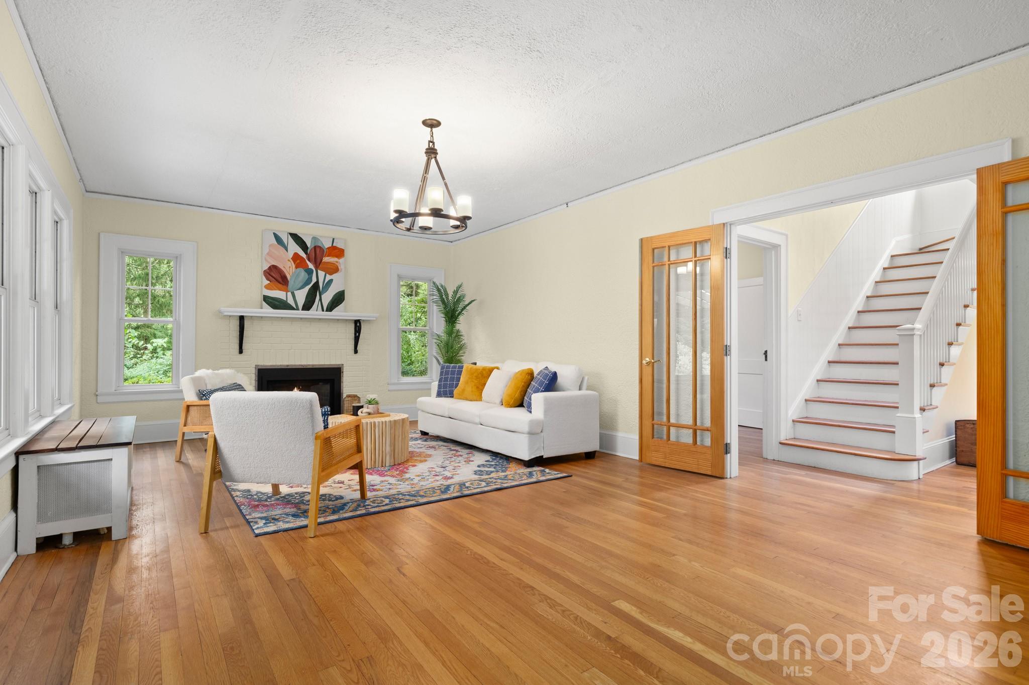 108 Lakewood Drive — Asheville
