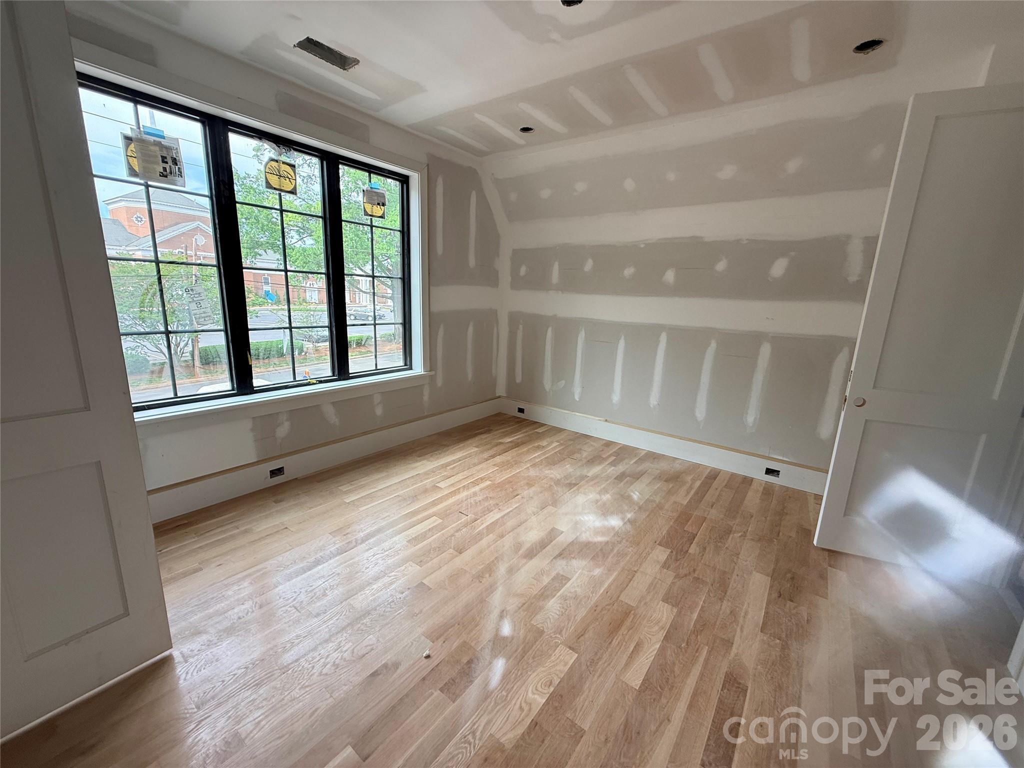 106 Hunter Lane — Charlotte