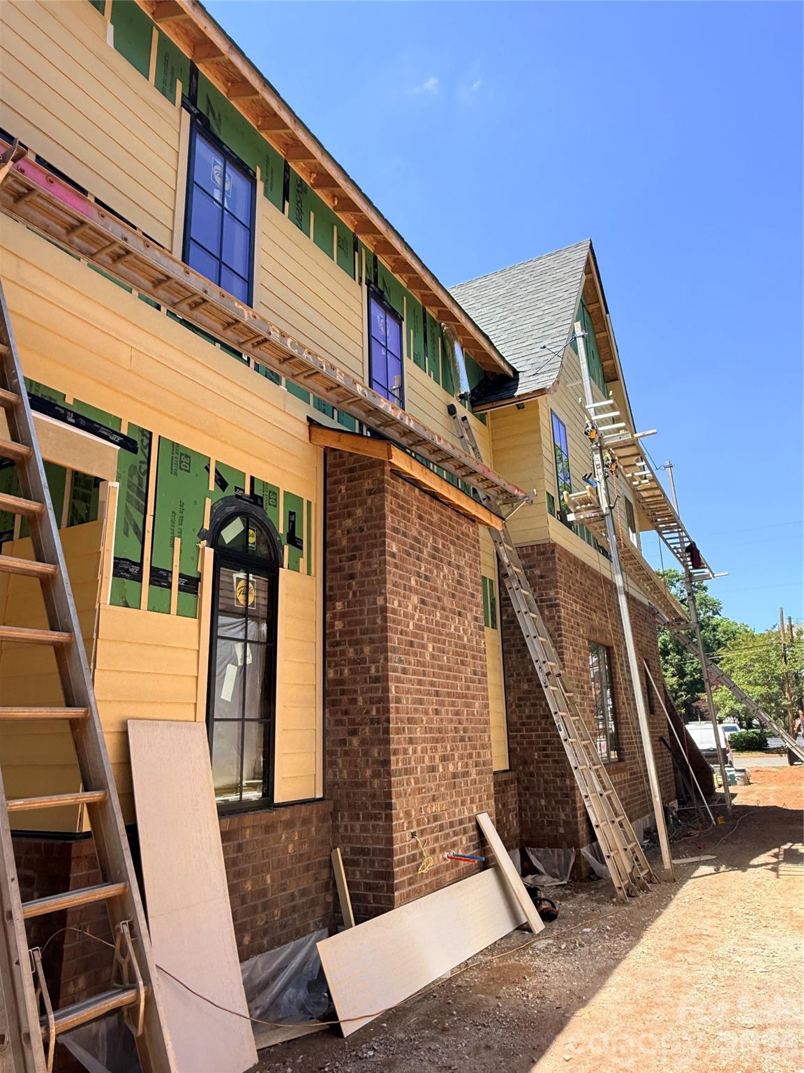 106 Hunter Lane — Charlotte