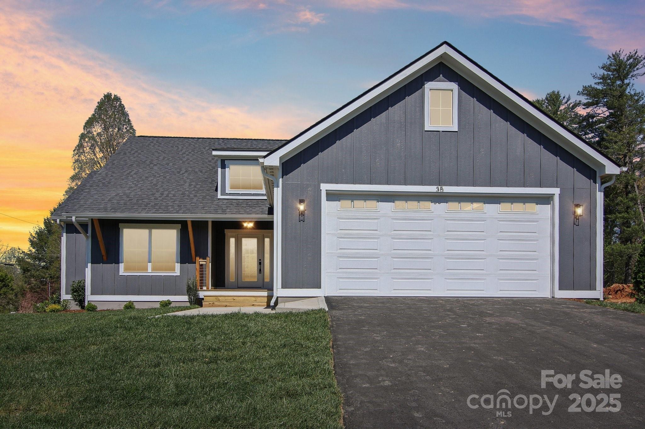 35 Haywood Park Drive — Hendersonville
