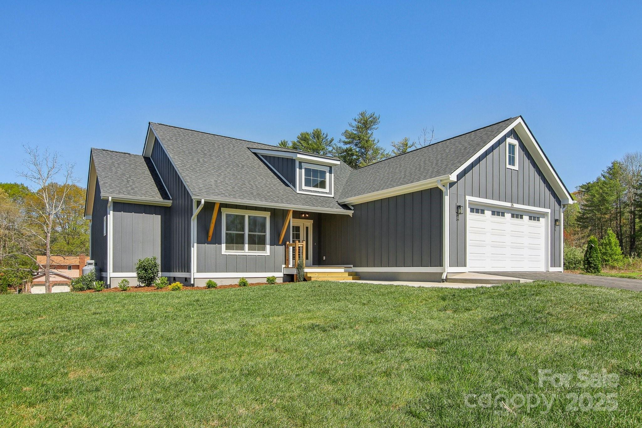 35 Haywood Park Drive — Hendersonville