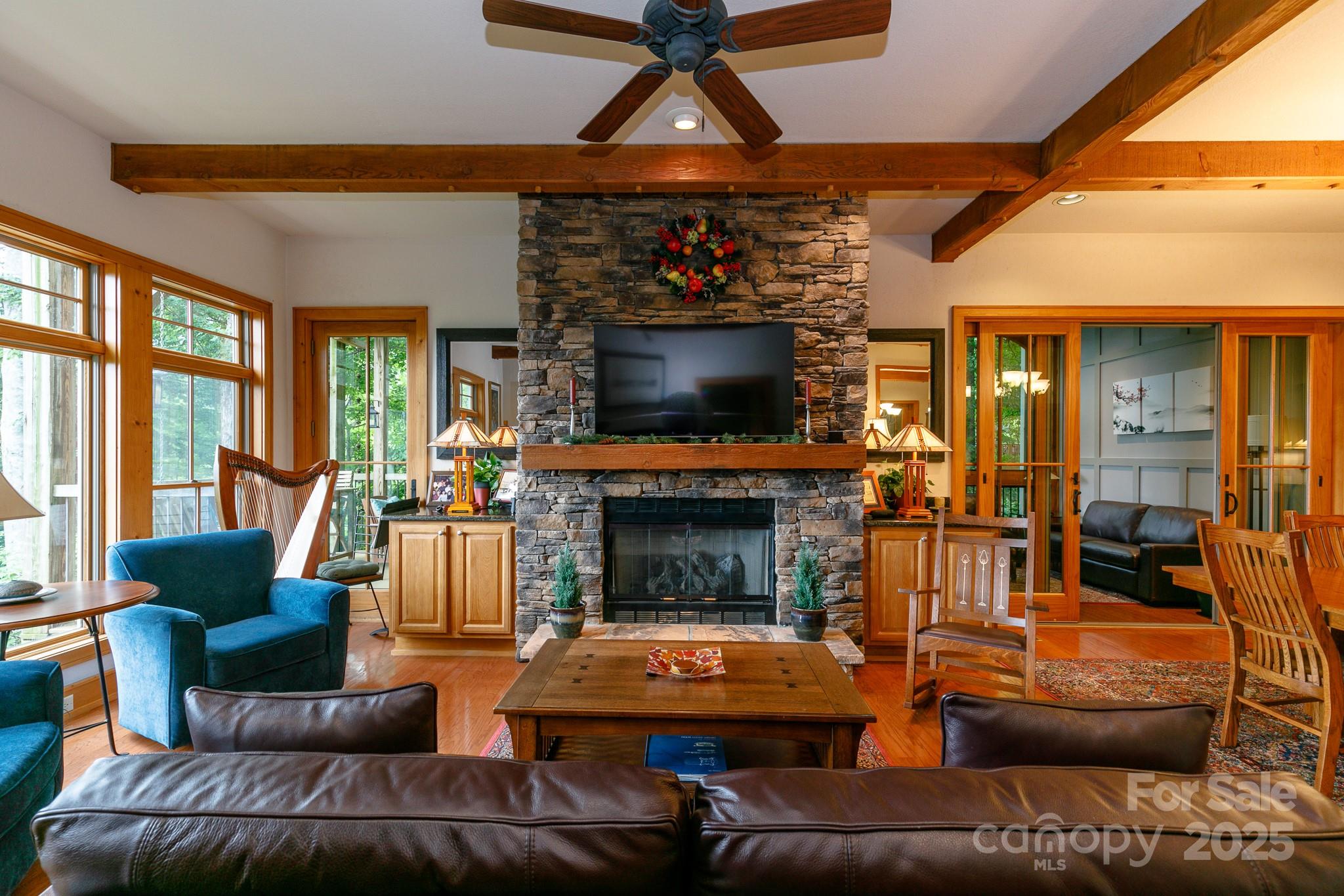 47 Creekside Way #H/102 — Burnsville