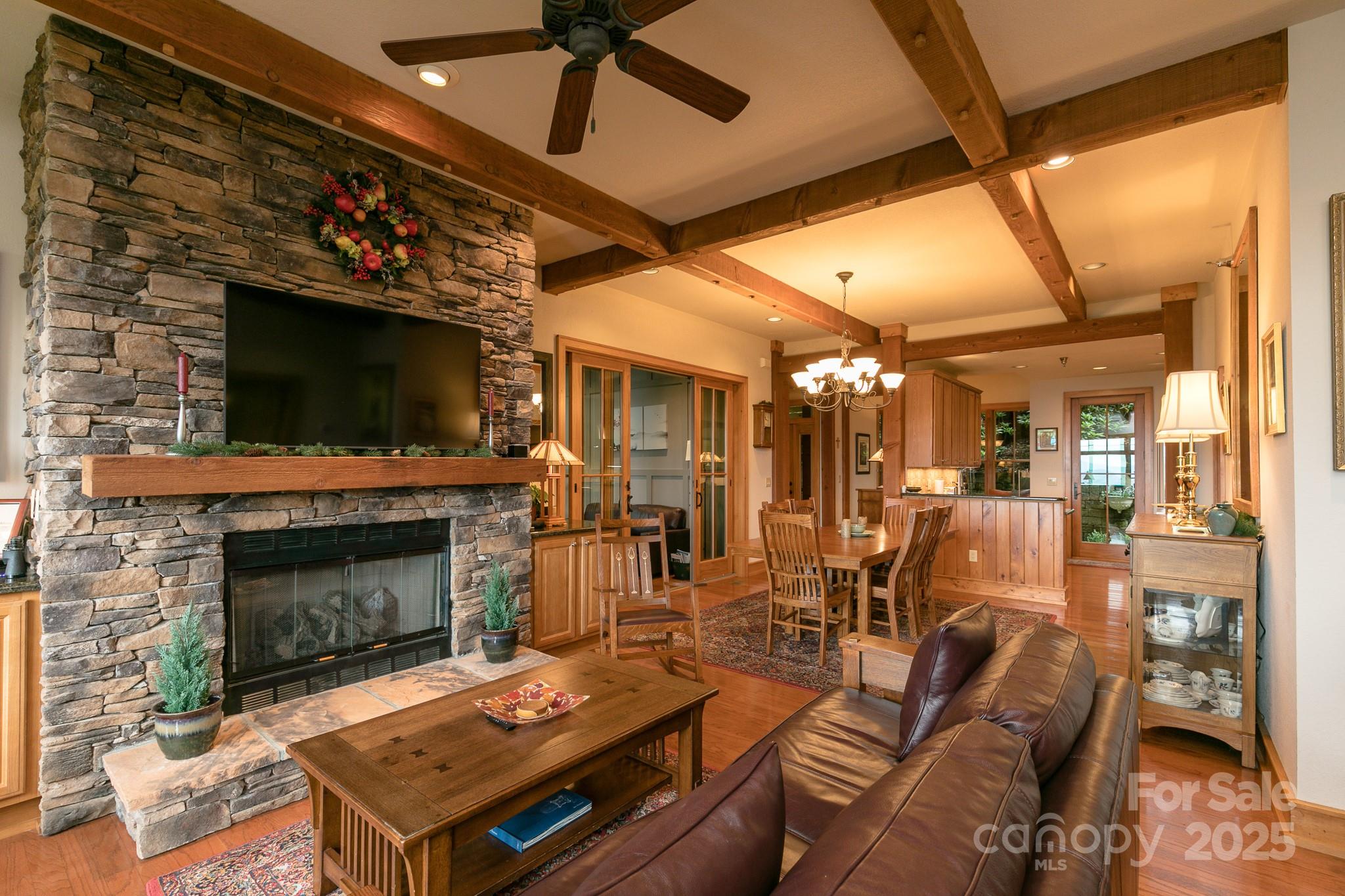 47 Creekside Way #H/102 — Burnsville
