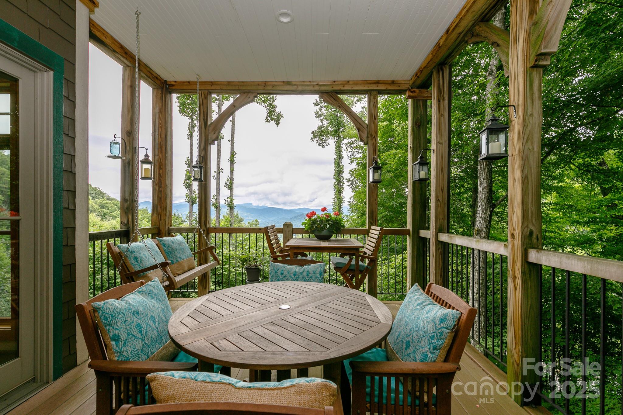 47 Creekside Way #H/102 — Burnsville