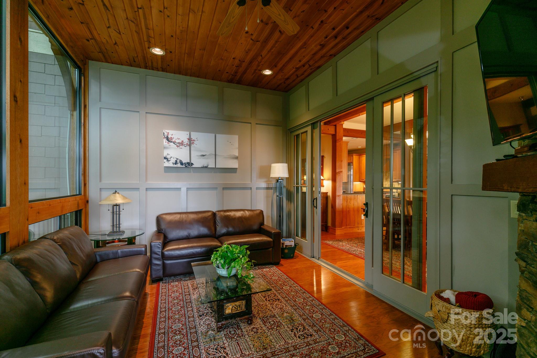 47 Creekside Way #H/102 — Burnsville