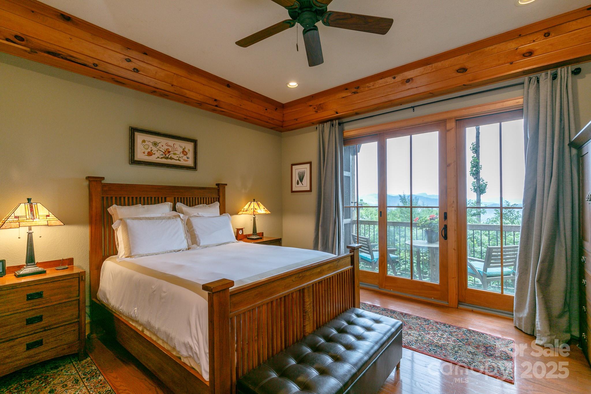 47 Creekside Way #H/102 — Burnsville