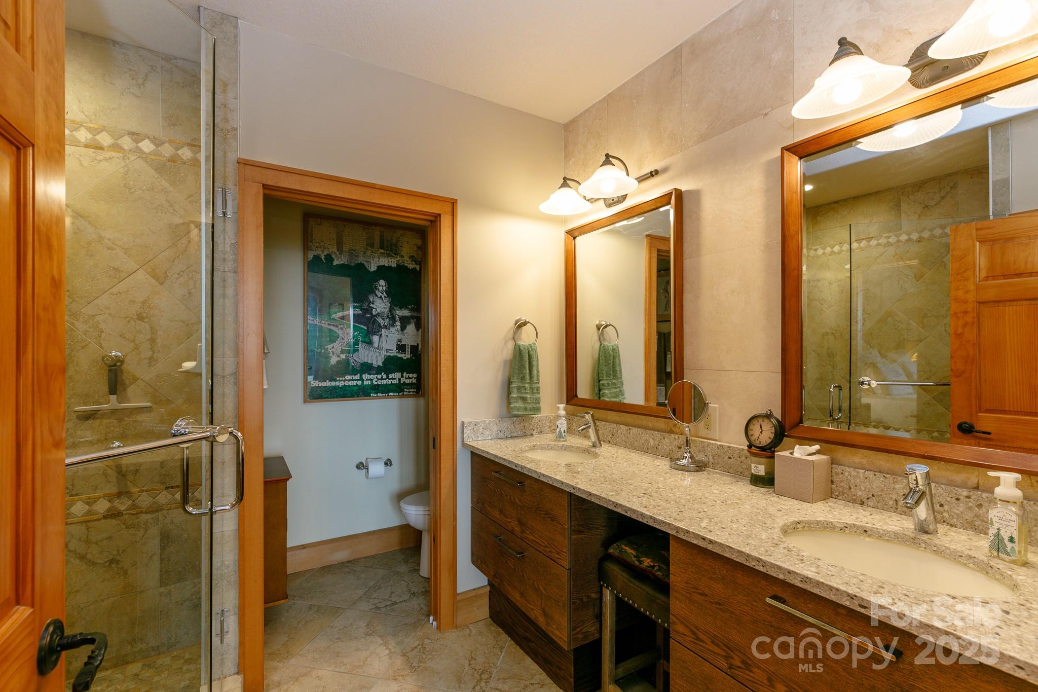 47 Creekside Way #H/102 — Burnsville