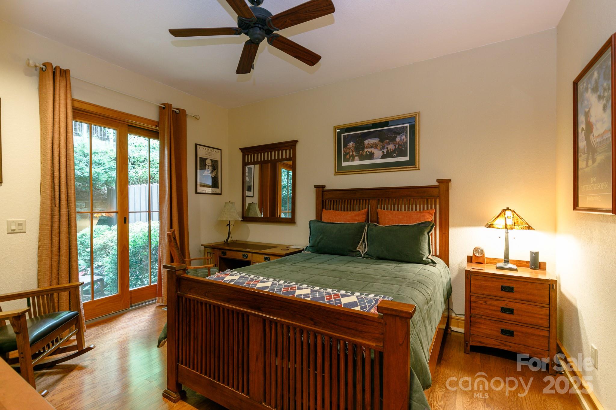 47 Creekside Way #H/102 — Burnsville