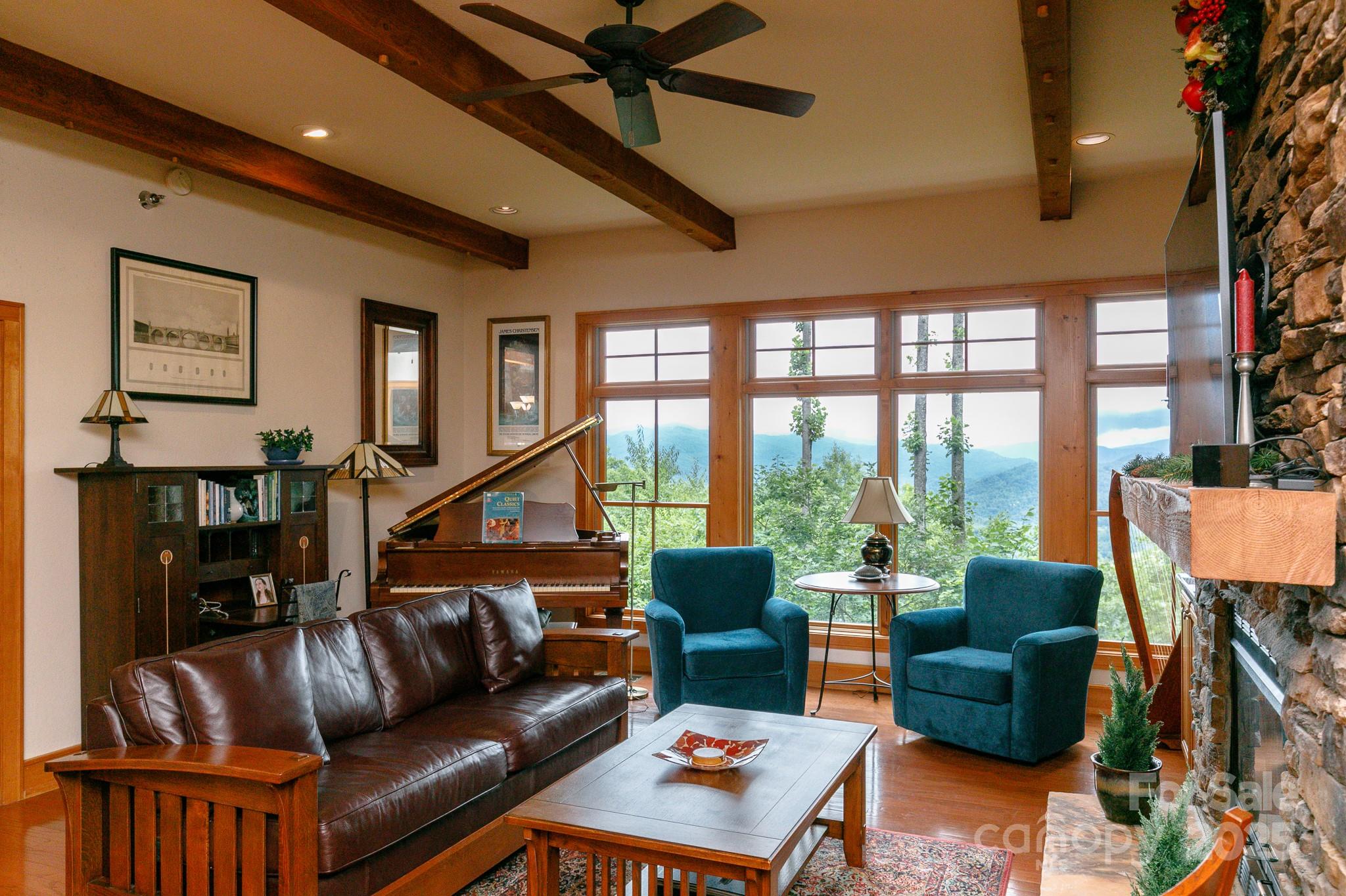 47 Creekside Way #H/102 — Burnsville