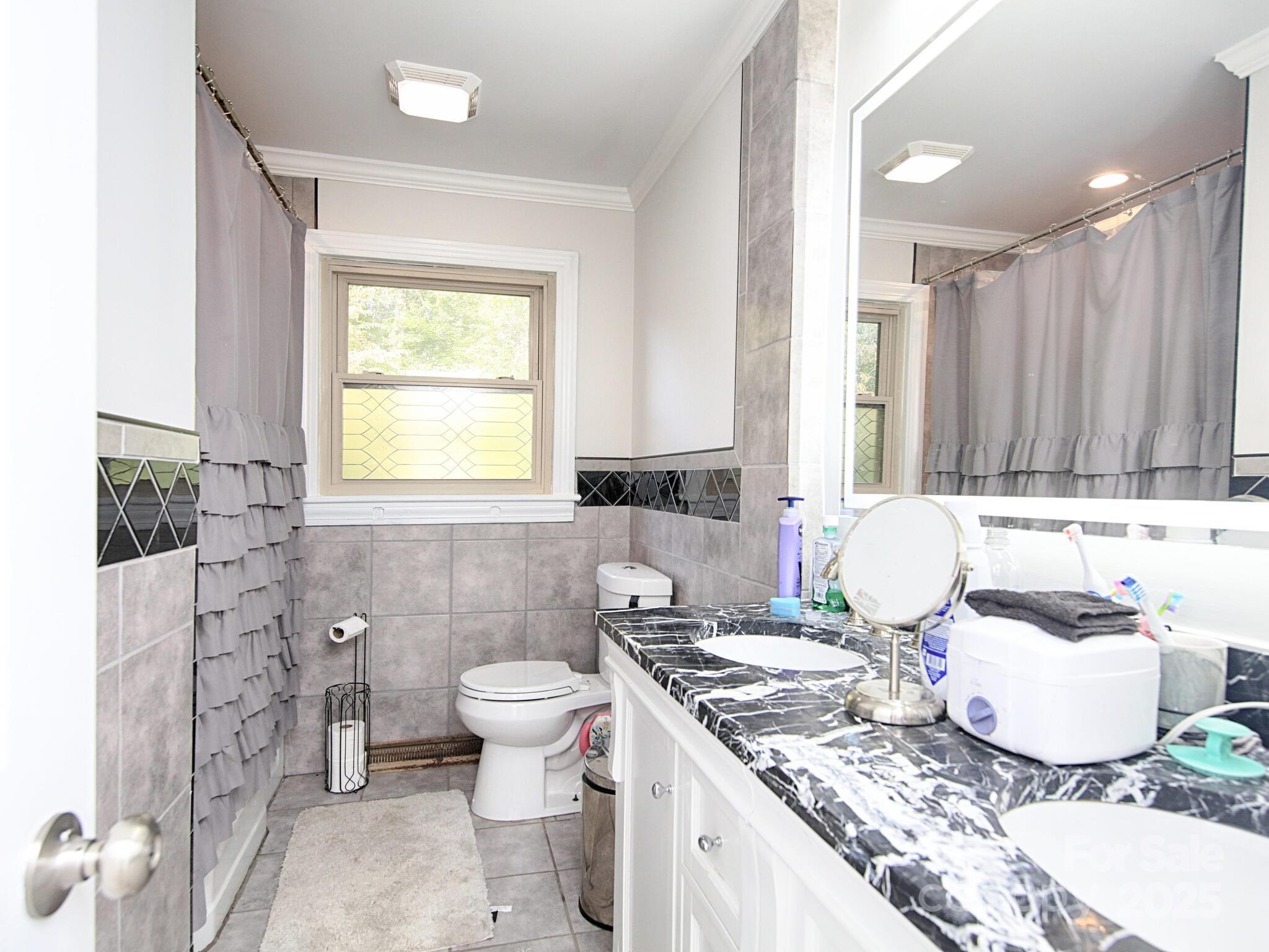 3119 Hickory Highway — Statesville