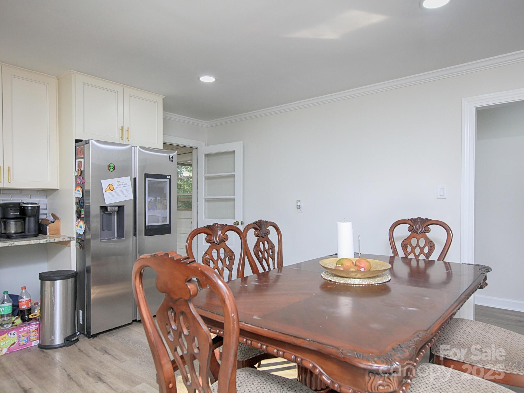 3119 Hickory Highway — Statesville