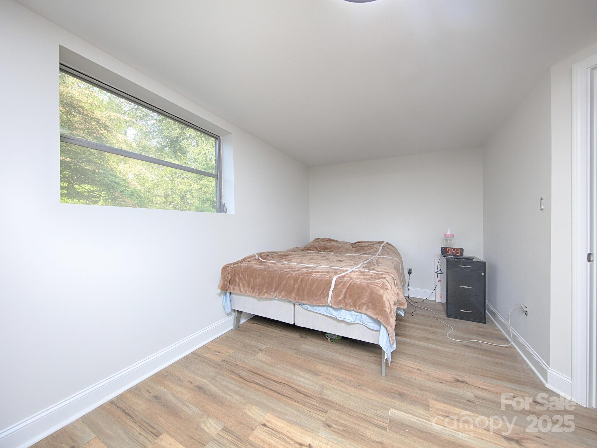 3119 Hickory Highway — Statesville