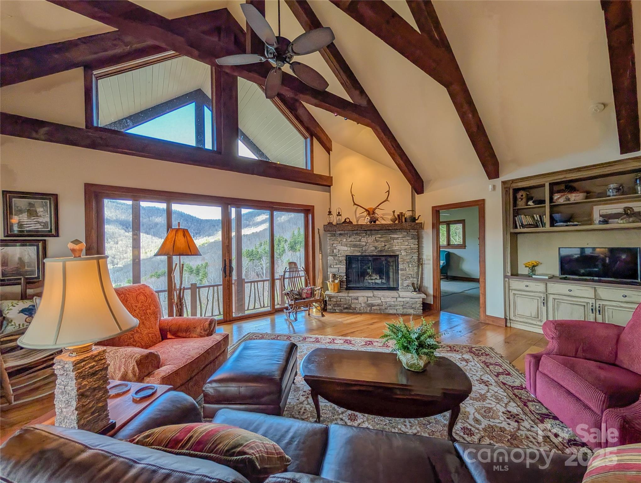 72 Pilgrims Lane — Burnsville