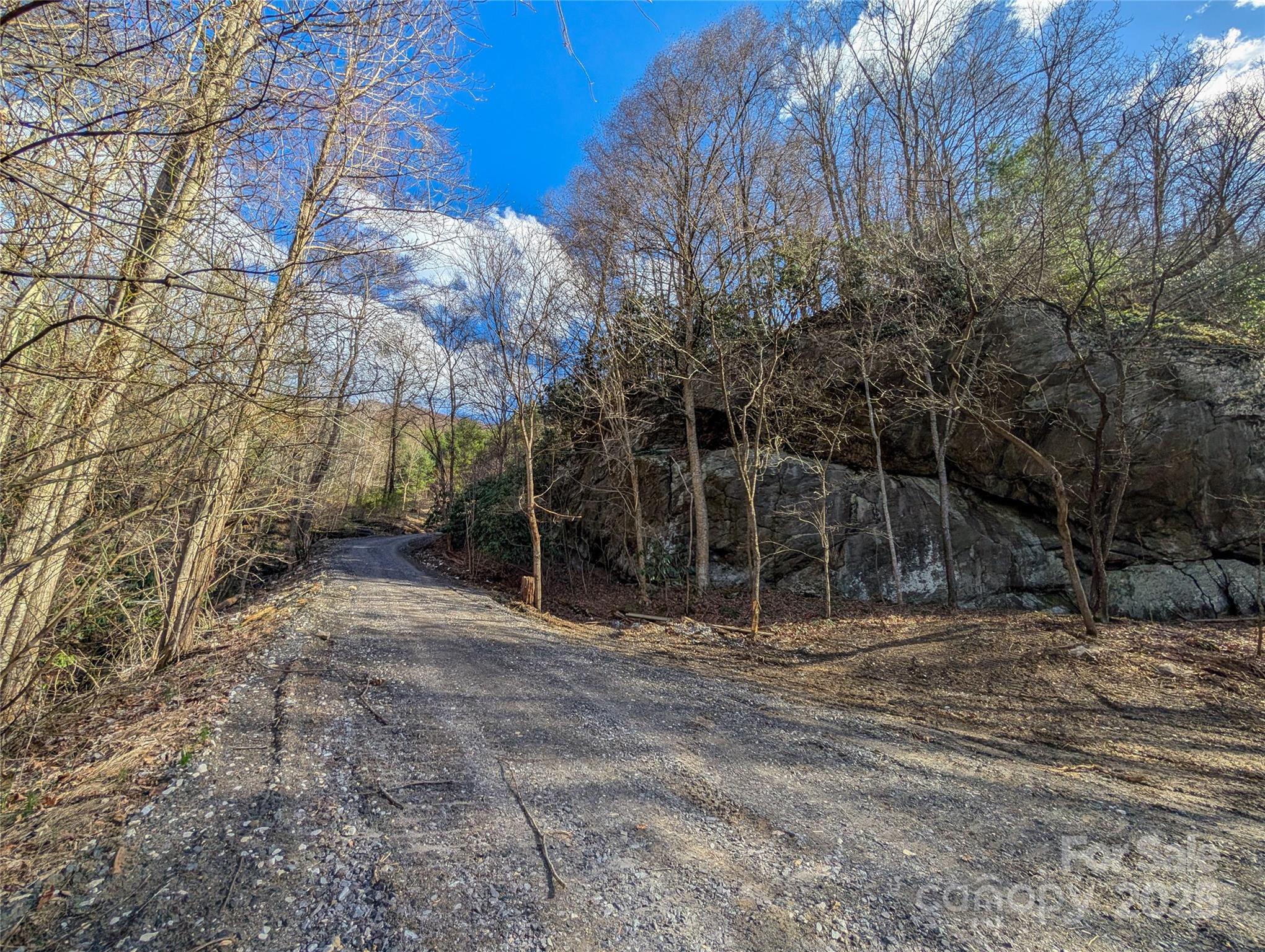 72 Pilgrims Lane — Burnsville