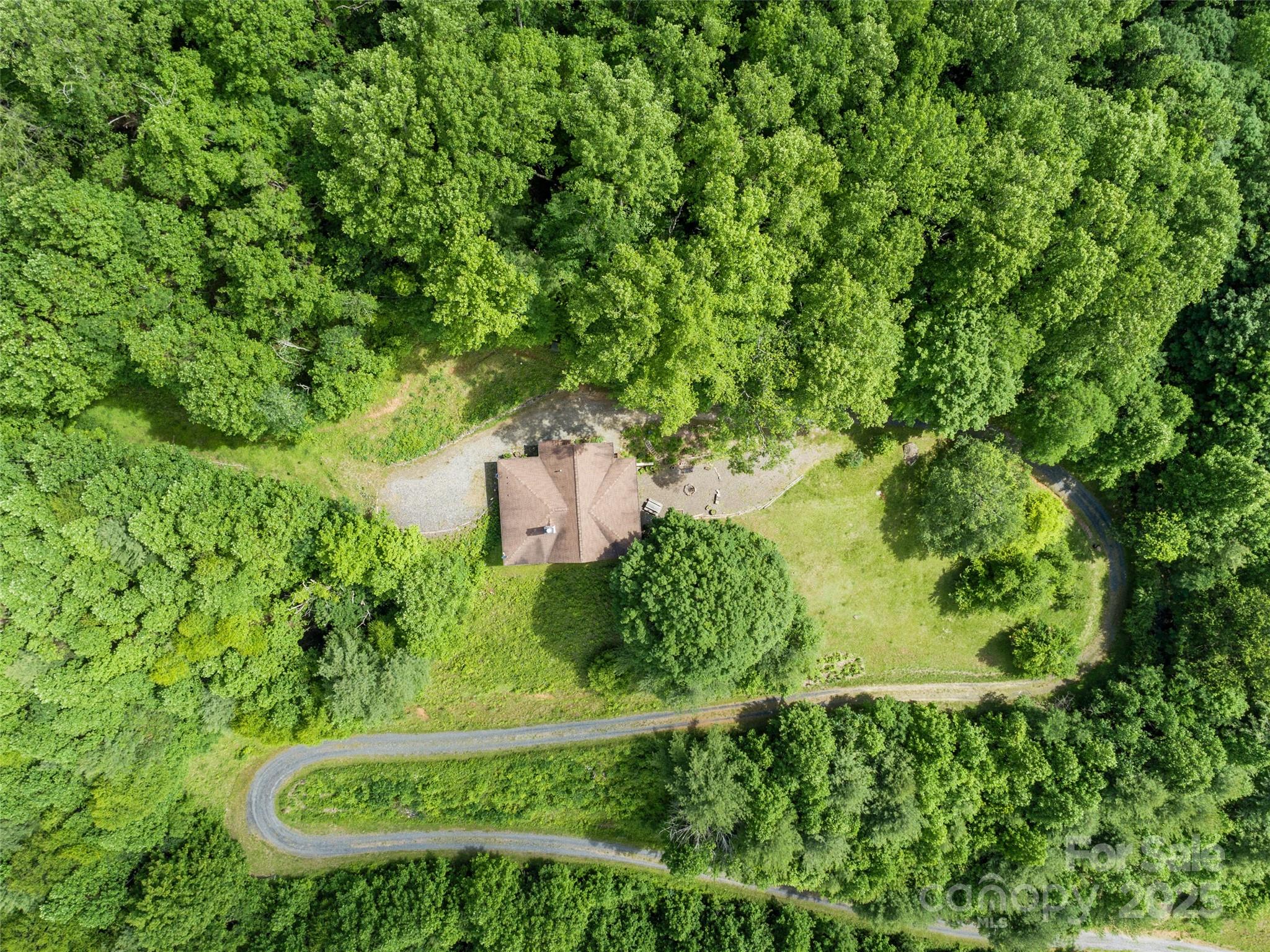 72 Pilgrims Lane — Burnsville