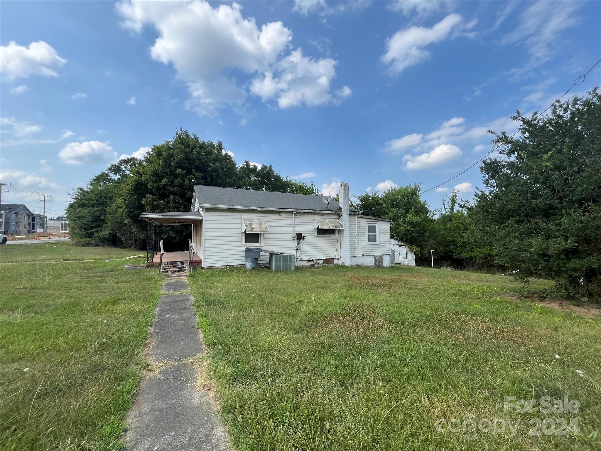 1900 Salome Church Road — Charlotte