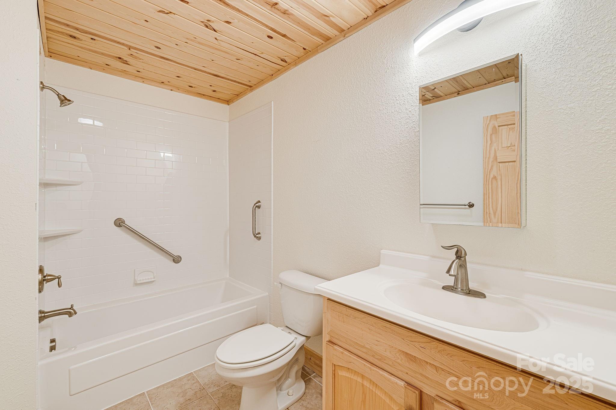 73 Oak Ridge Court #698 & 699 — Mars Hill