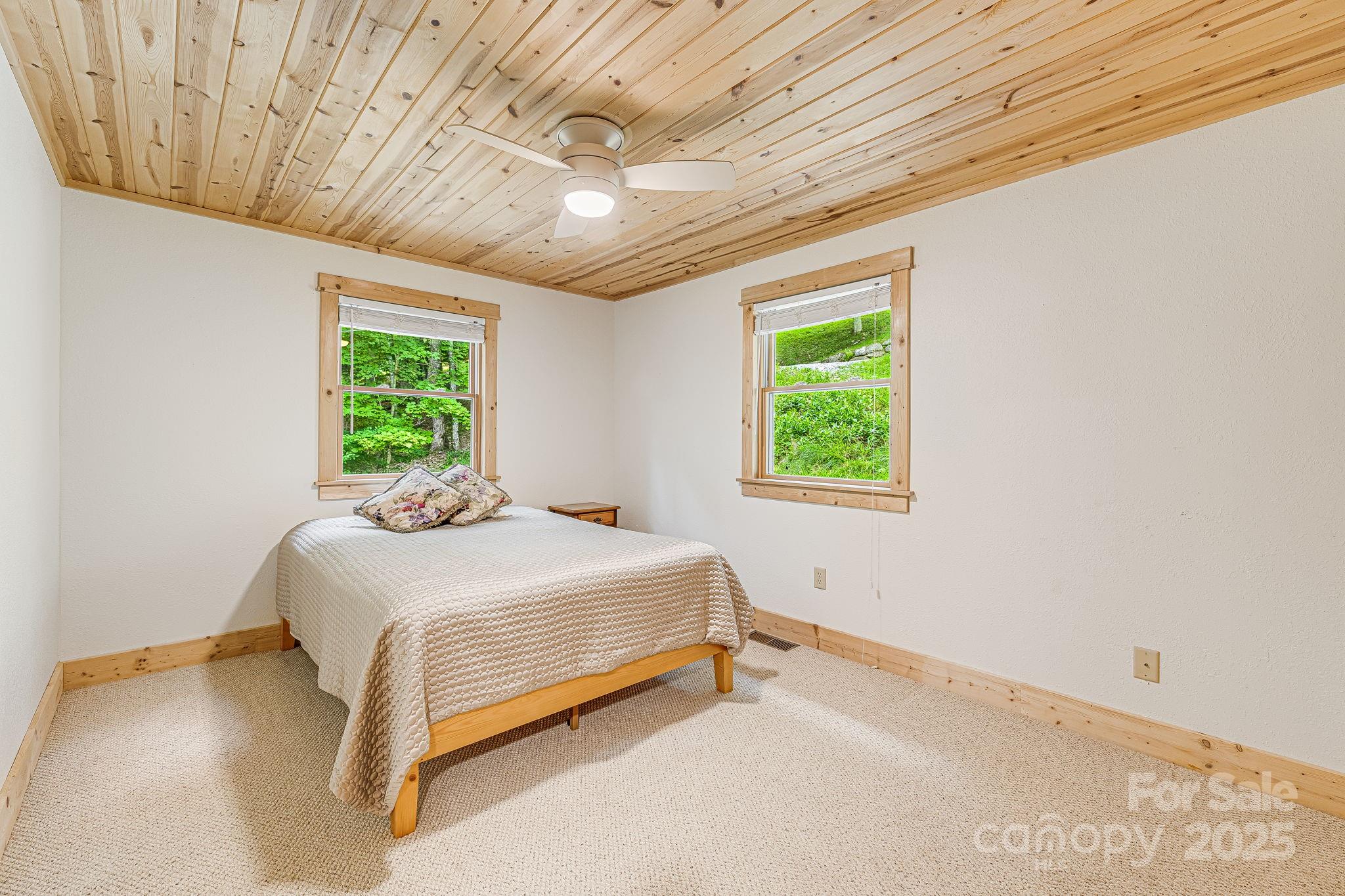 73 Oak Ridge Court #698 & 699 — Mars Hill