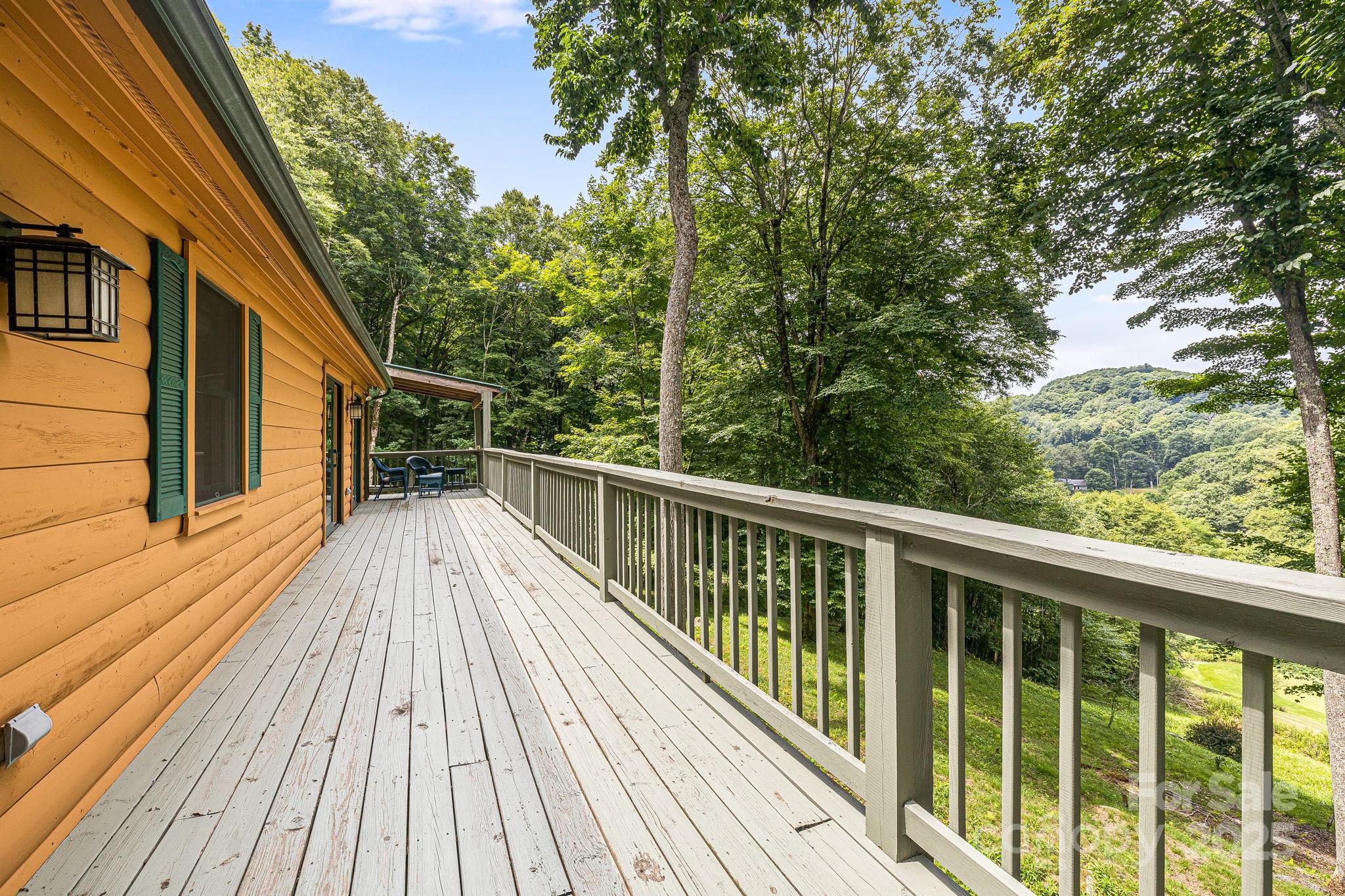 73 Oak Ridge Court #698 & 699 — Mars Hill