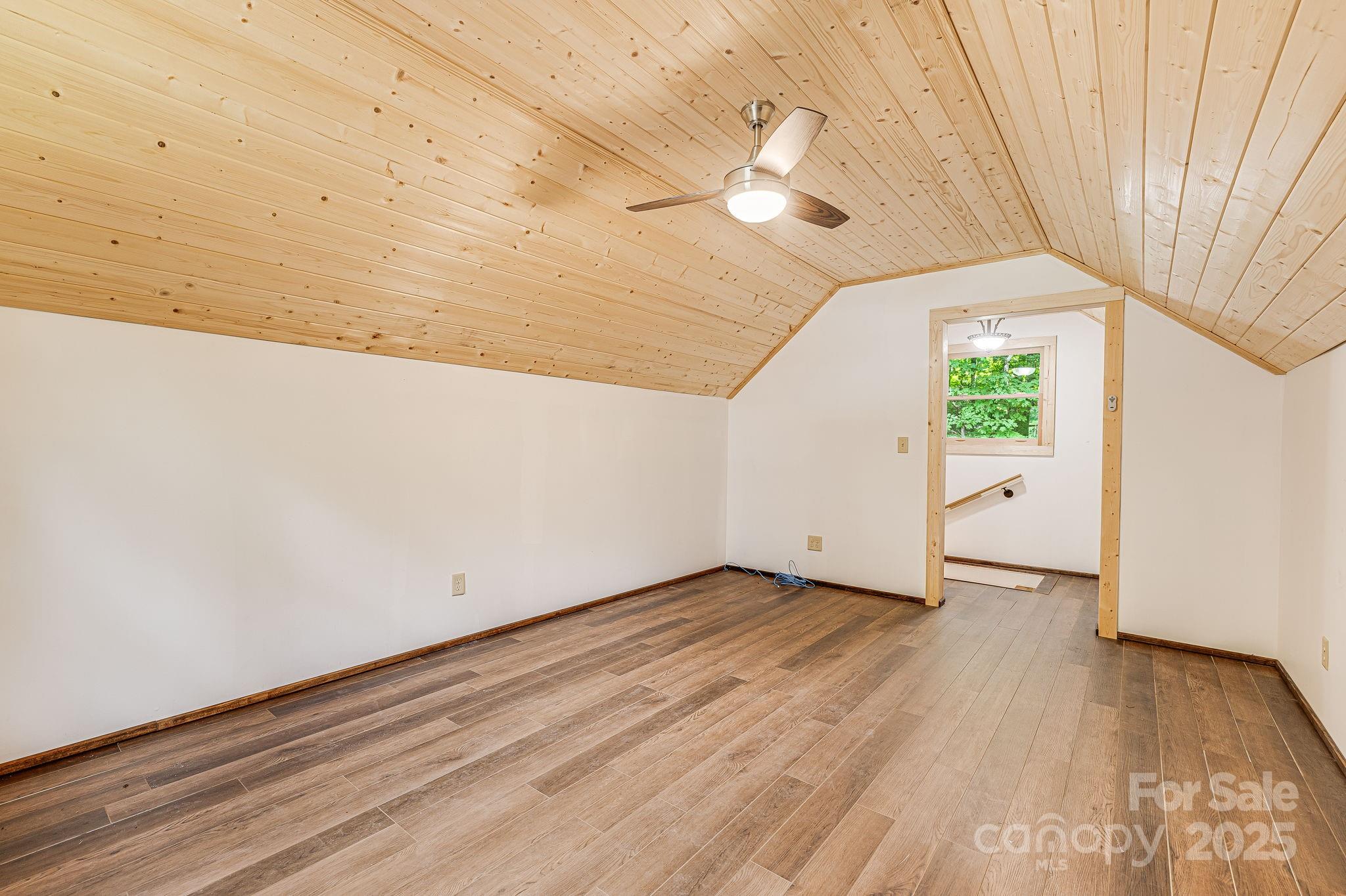 73 Oak Ridge Court #698 & 699 — Mars Hill