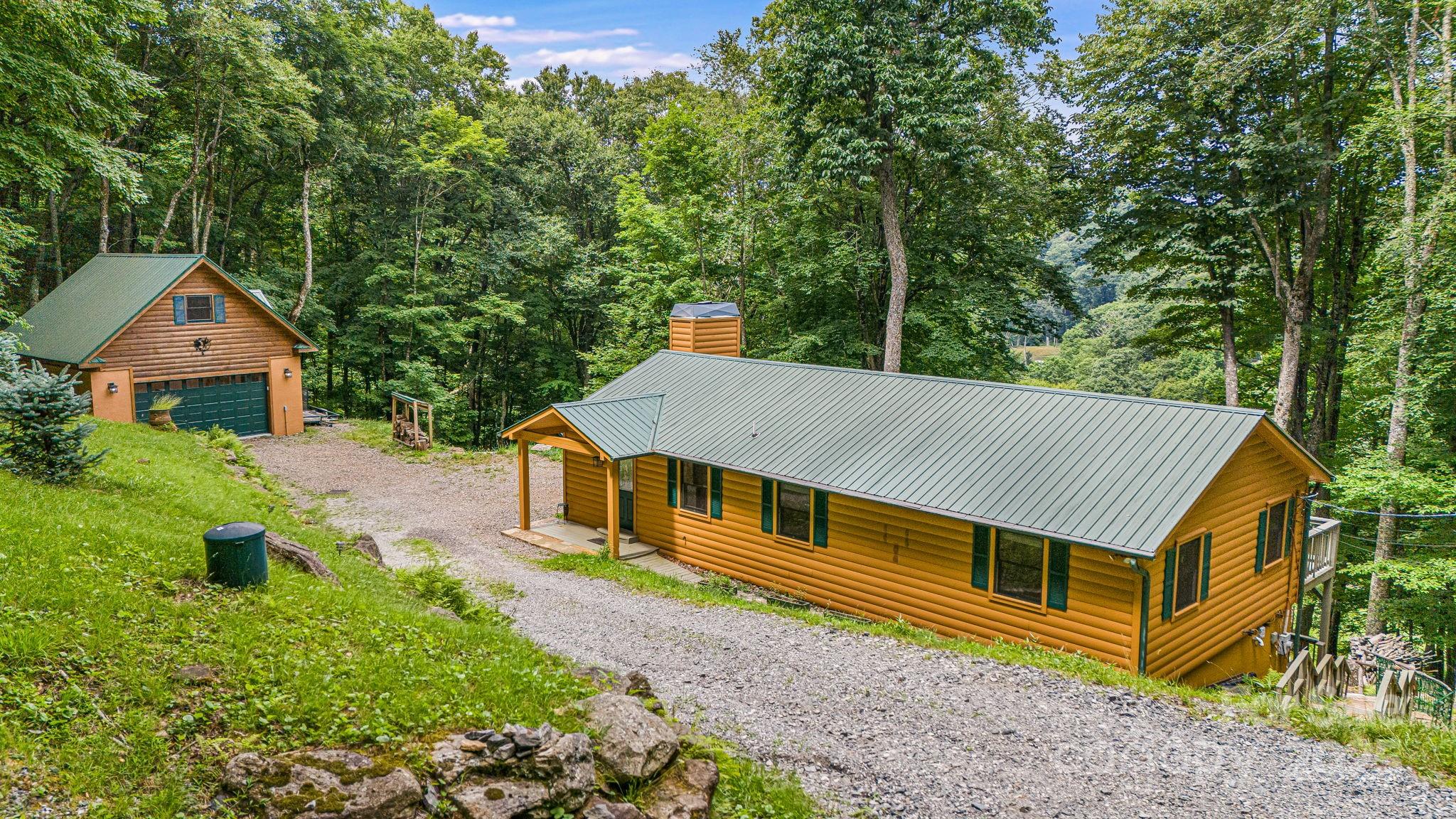 73 Oak Ridge Court #698 & 699 — Mars Hill