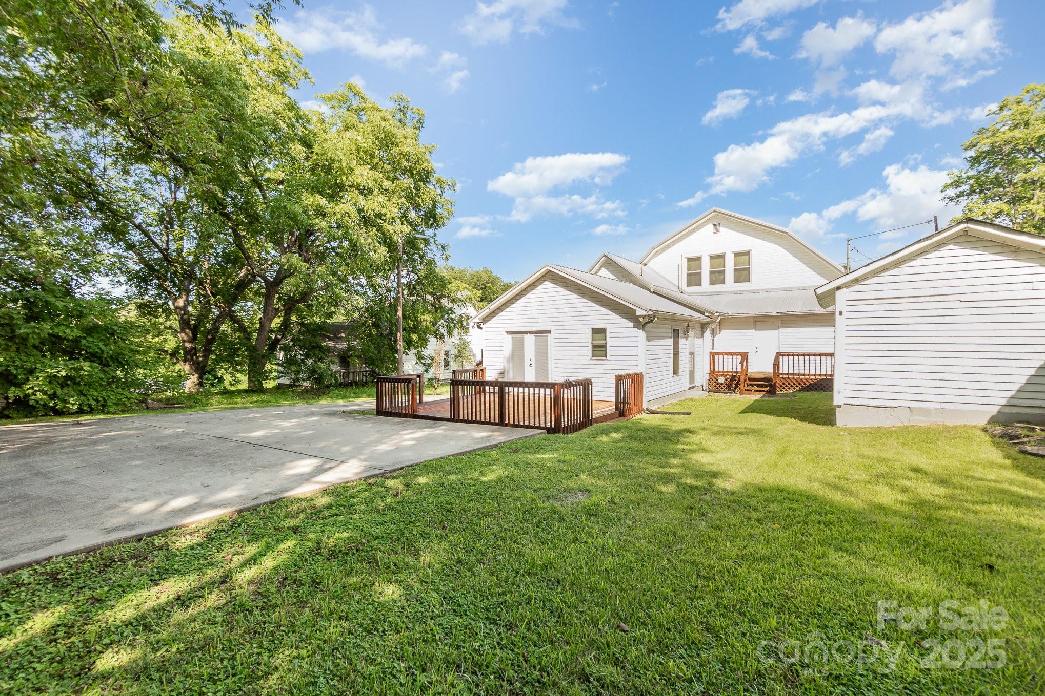 205 N Martin Luther King Jr Avenue — Salisbury